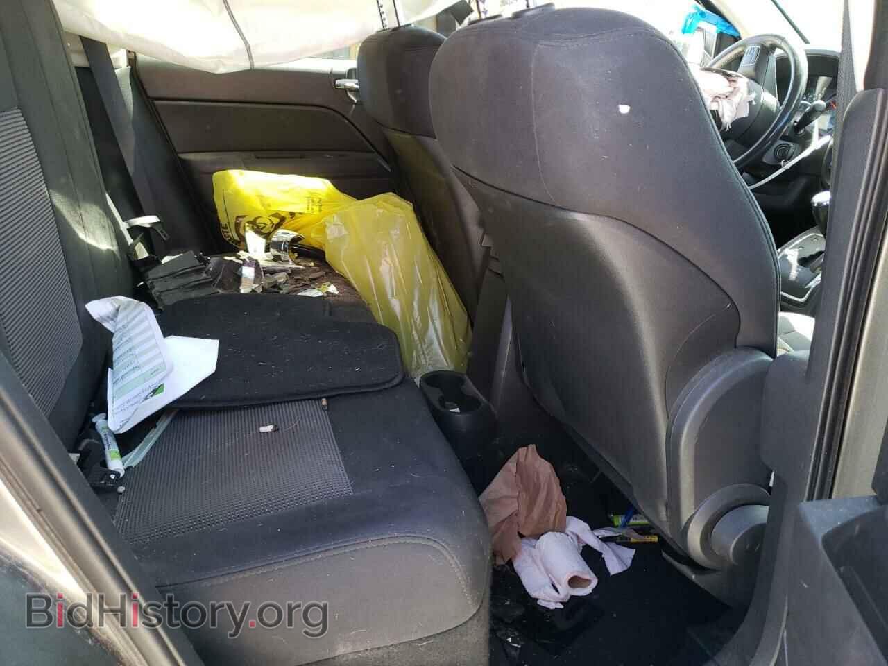 2011 JEEP COMPASS - VIN: 1J4NF1FB7BD239330 - Photo 6