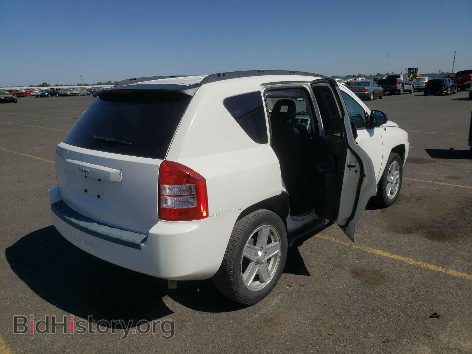 2008 JEEP COMPASS - VIN: 1J8FT47W28D766473 - Photo 4