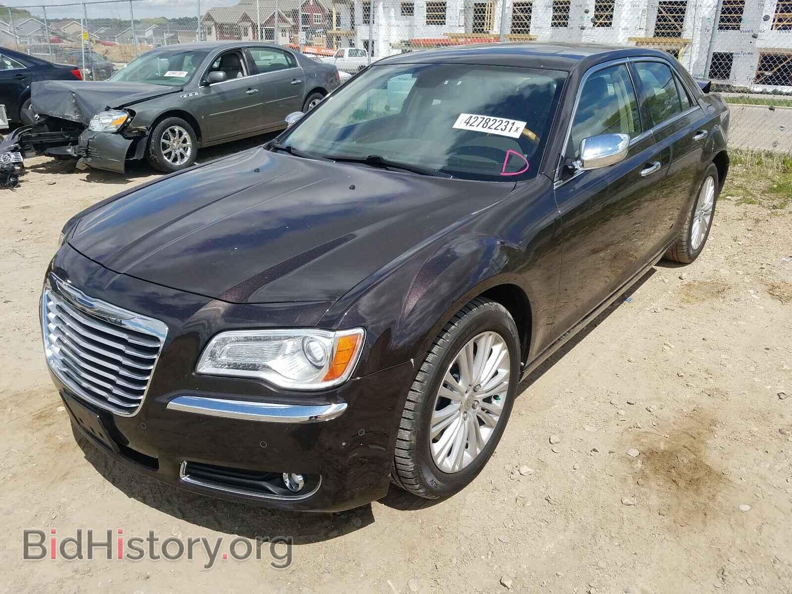 2012 CHRYSLER 300 - VIN: 2C3CCAHG3CH208227 - Фото 2