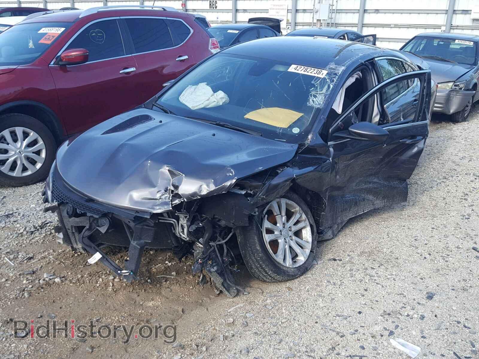 2016 CHRYSLER 200 - VIN: 1C3CCCAB2GN137741 - Фото 2