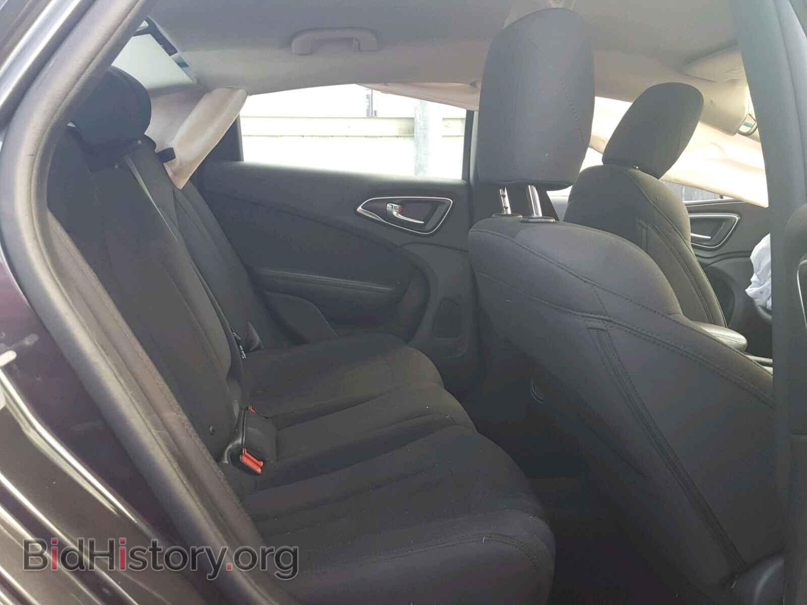 2016 CHRYSLER 200 - VIN: 1C3CCCAB2GN137741 - Фото 6