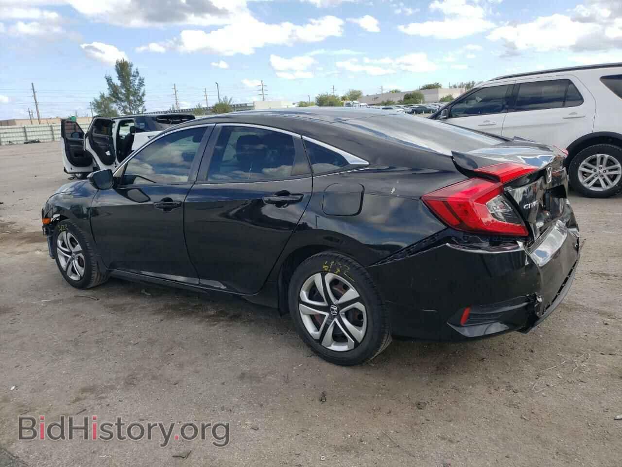 2017 HONDA CIVIC - VIN: 2HGFC2F58HH557652 - Photo 2