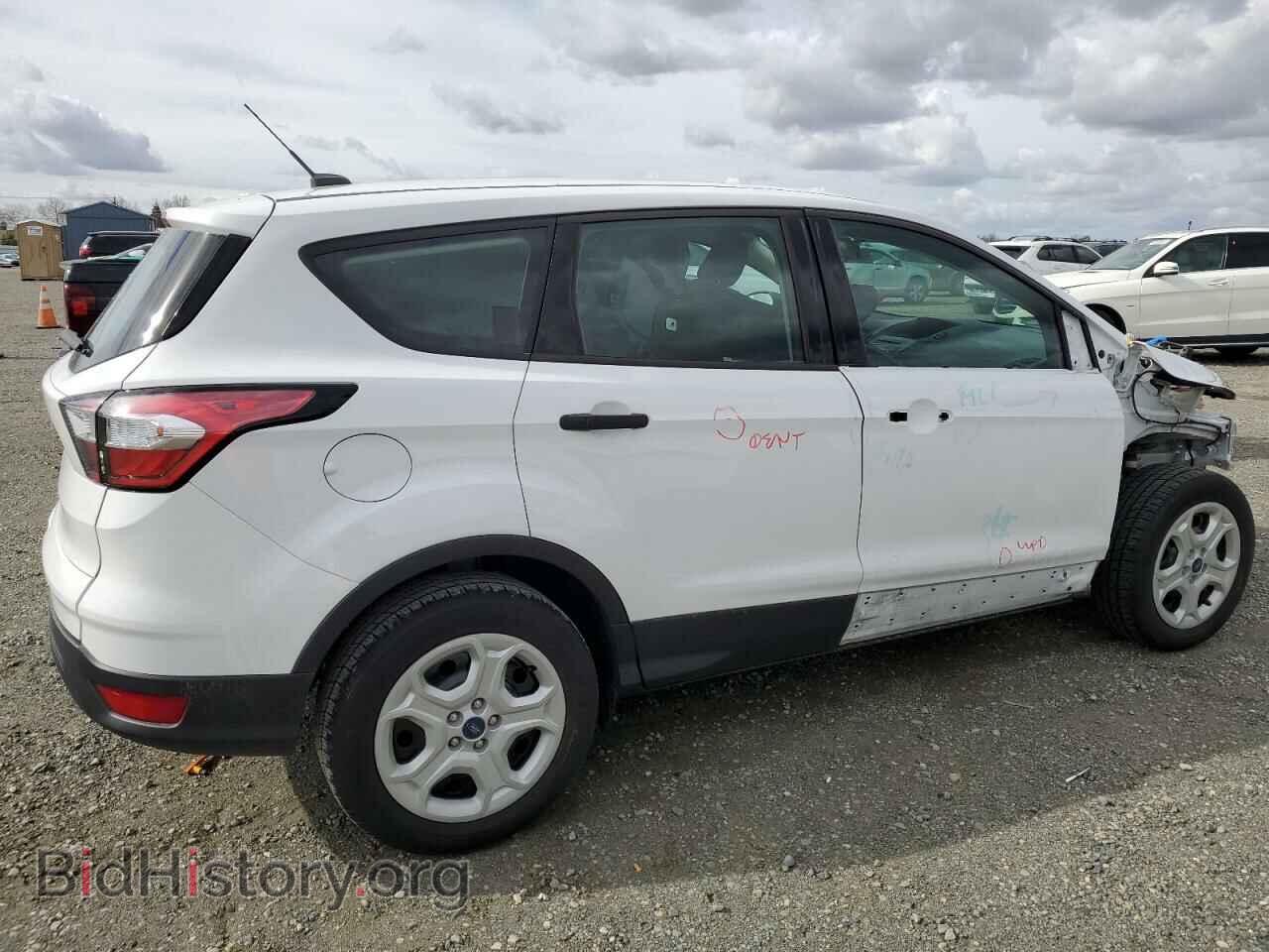 2018 FORD ESCAPE - VIN: 1FMCU0F71JUB14715 - Фото 3