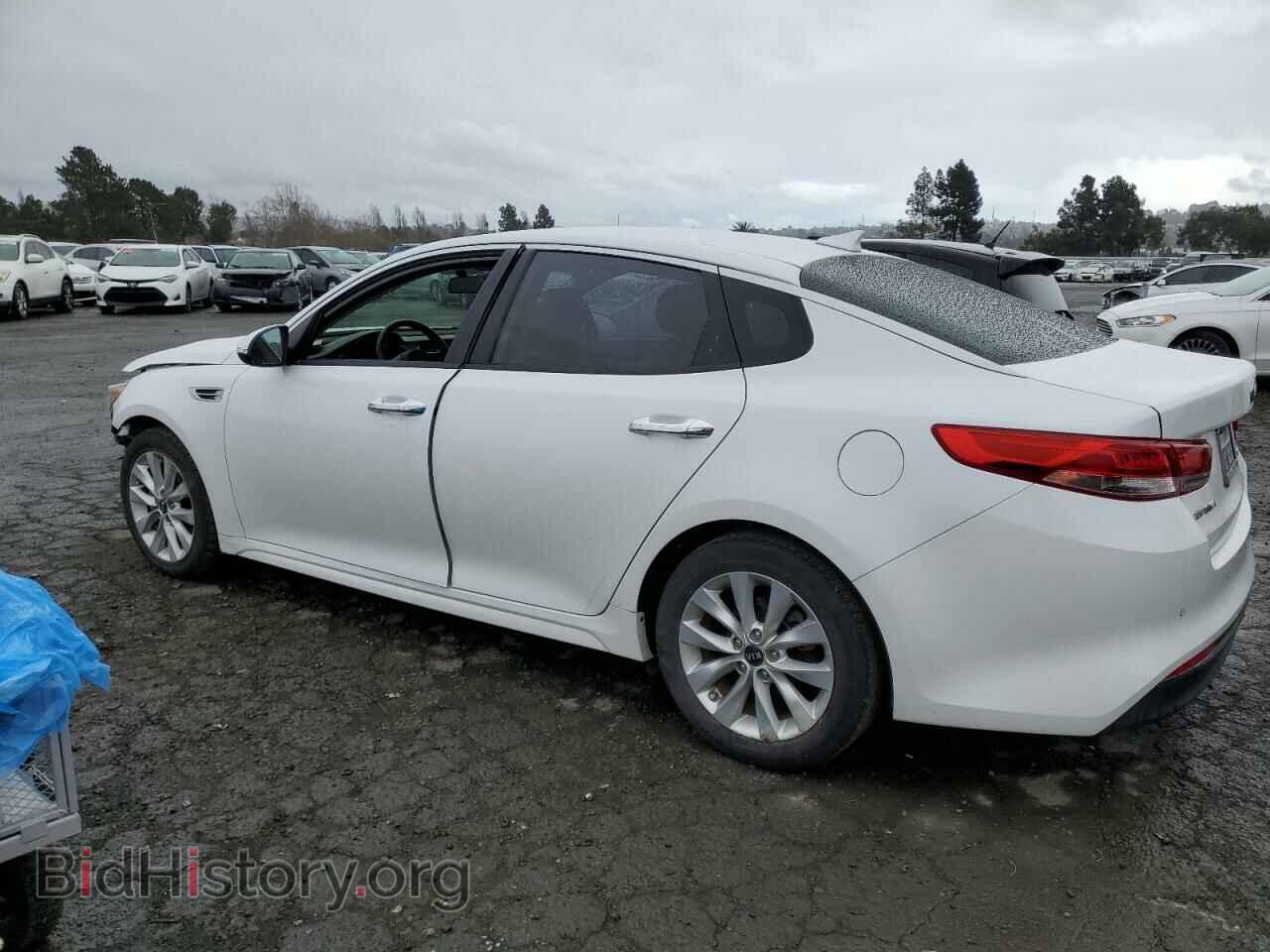 2018 KIA OPTIMA - VIN: 5XXGU4L35JG270079 - Фото 2