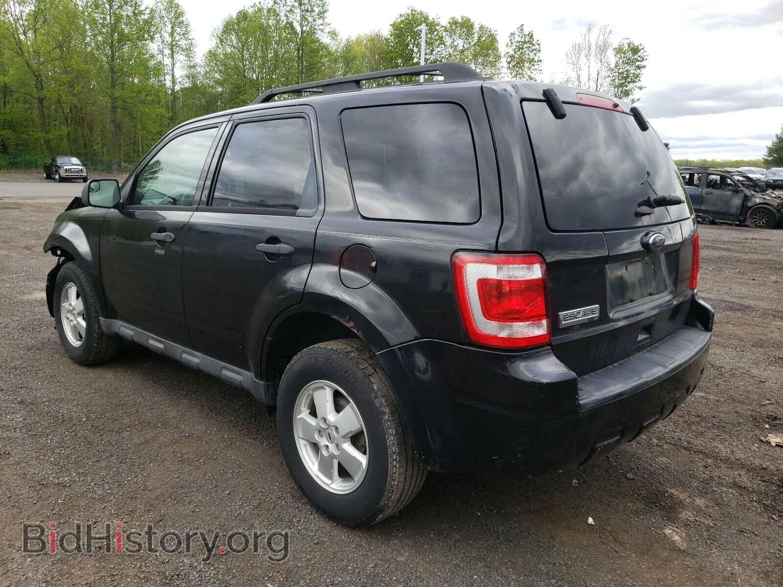 2011 FORD ESCAPE - VIN: 1FMCU0D73BKC32040 - Фото 3