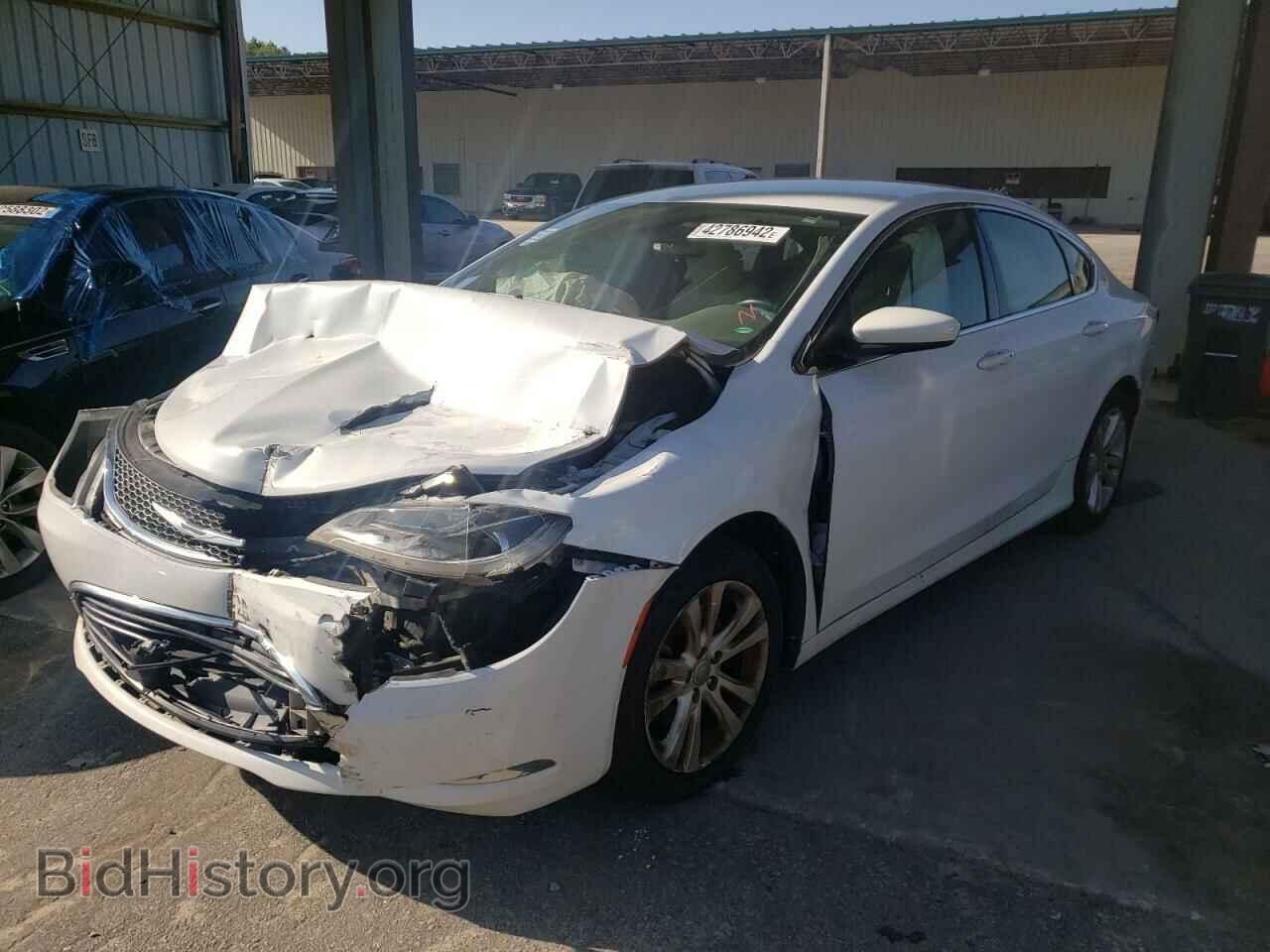 2015 CHRYSLER 200 - VIN: 1C3CCCAB2FN761084 - Фото 2
