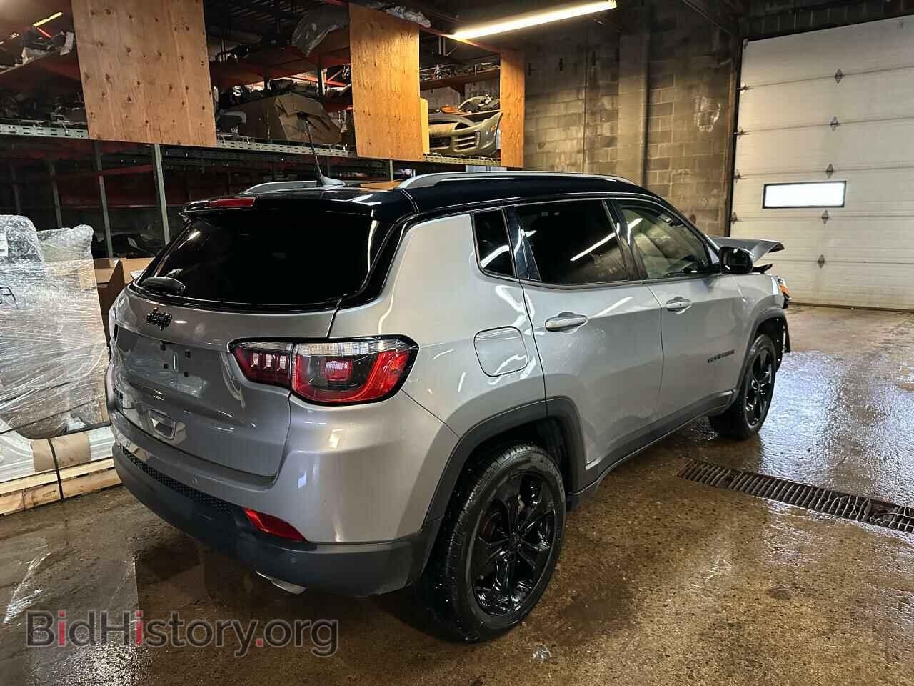 2019 JEEP COMPASS - VIN: 3C4NJDBB2KT817386 - Фото 3