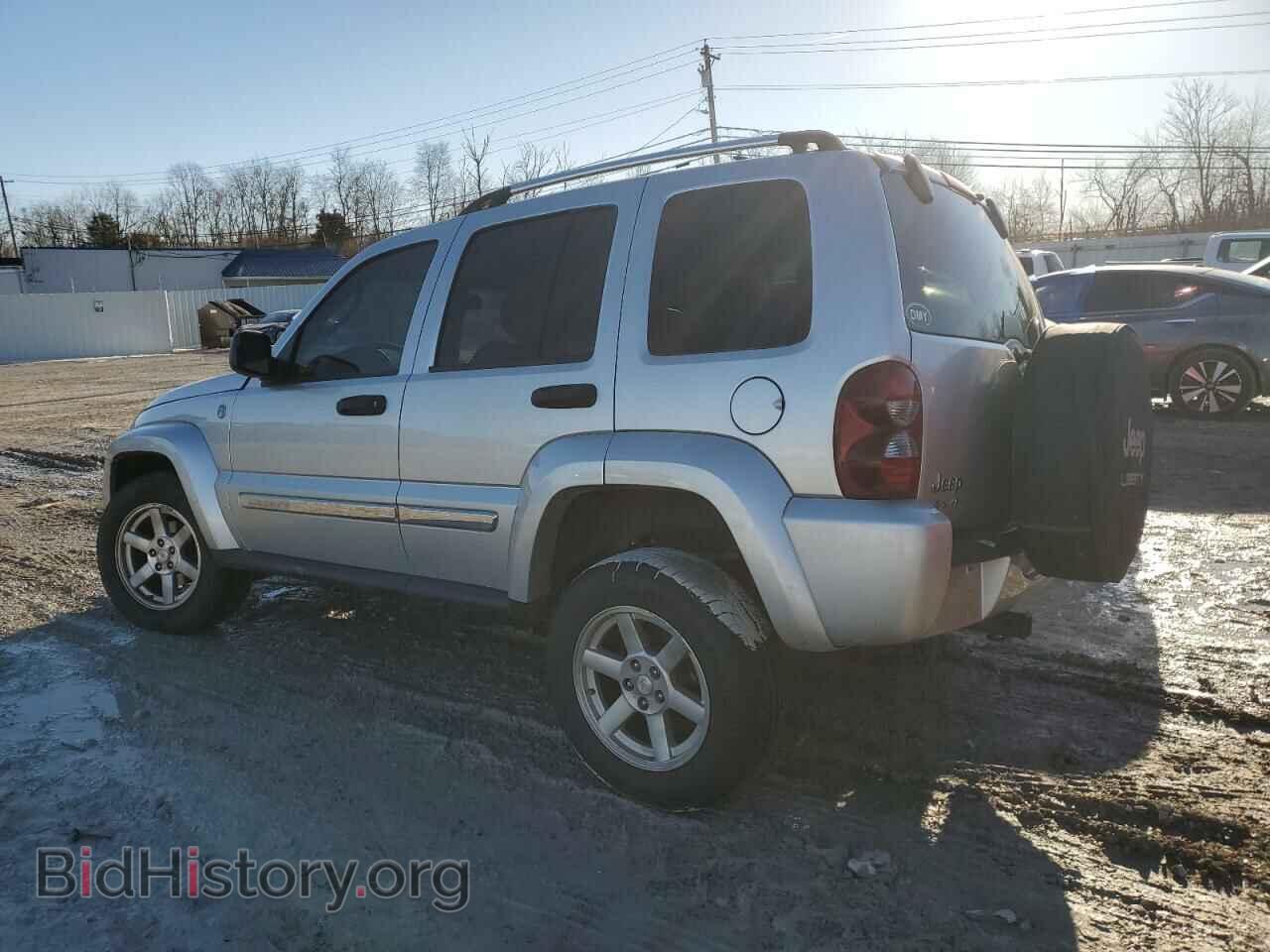 2007 JEEP LIBERTY - VIN: 1J4GL58K77W645903 - Фото 2