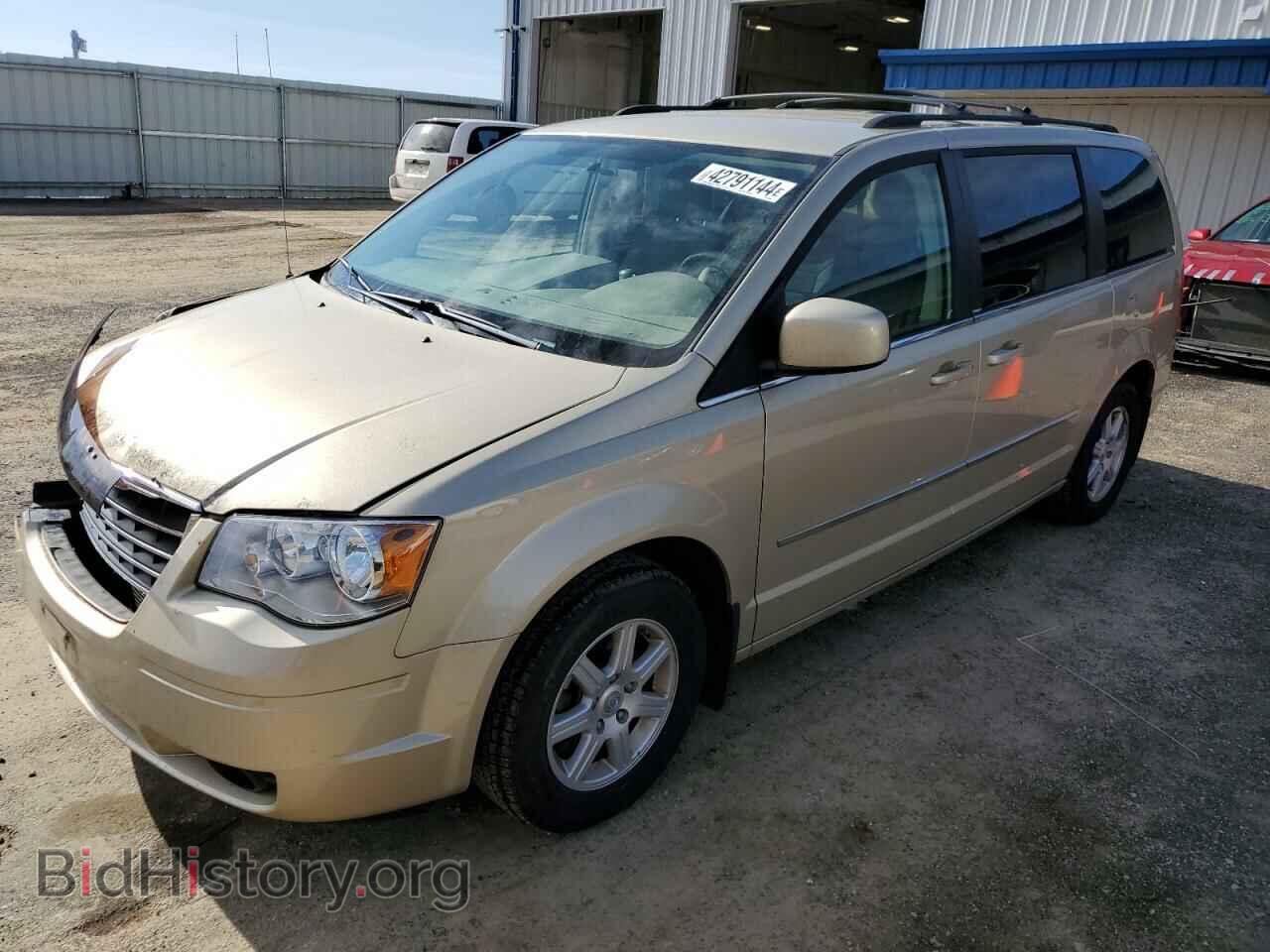 Photo 2A4RR5D17AR380808 - CHRYSLER MINIVAN 2010