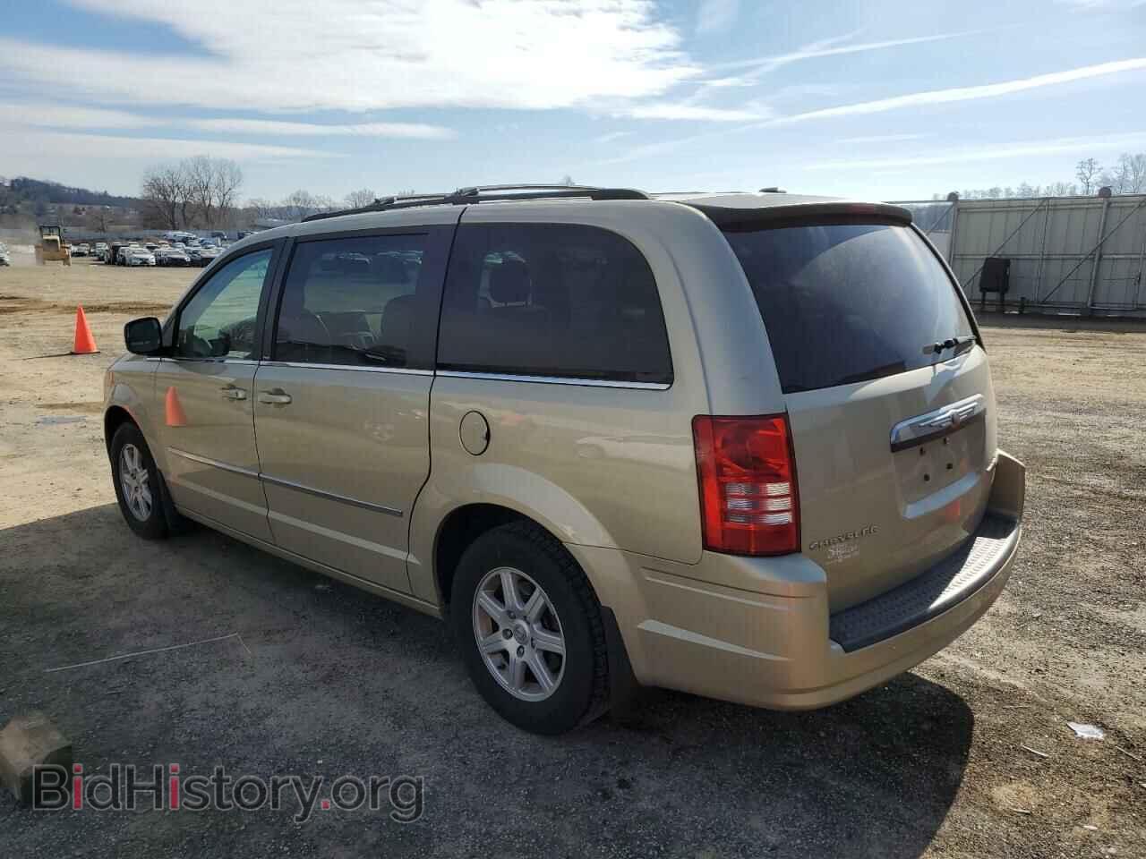 2010 CHRYSLER MINIVAN - VIN: 2A4RR5D17AR380808 - Photo 2