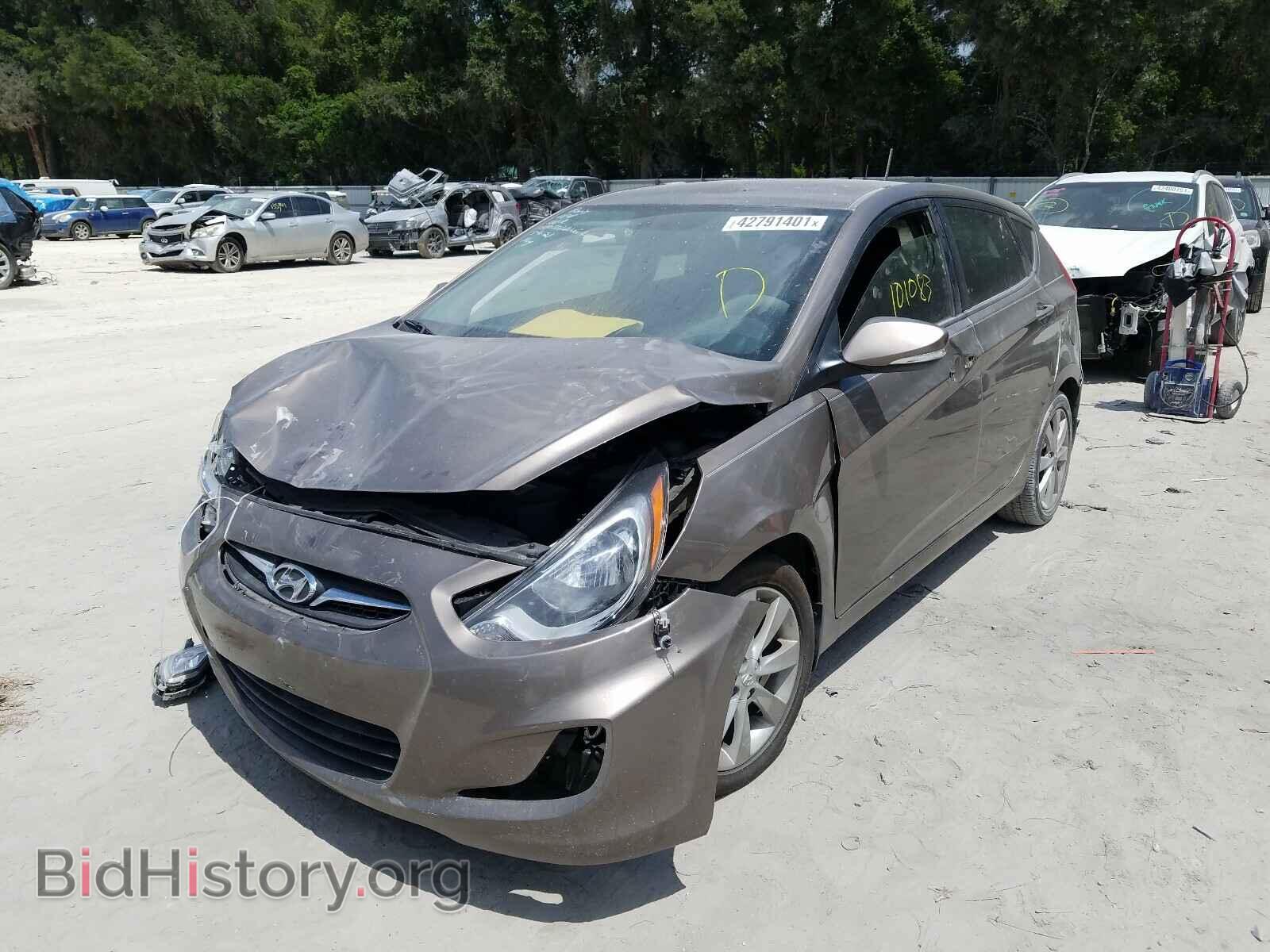 2013 HYUNDAI ACCENT - VIN: KMHCU5AE6DU072369 - Фото 2