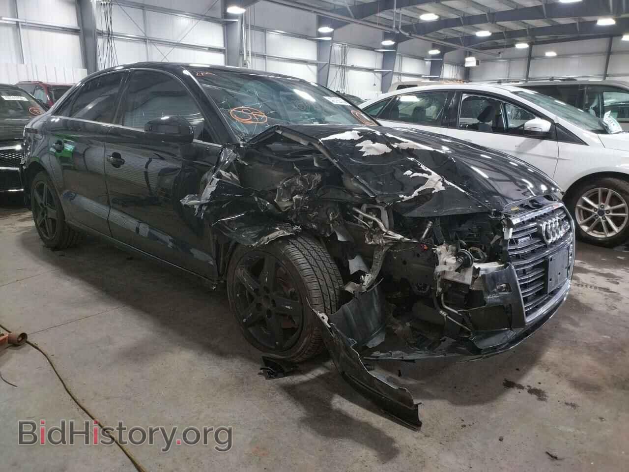 Фотография WAUB8GFF4H1026044 - AUDI A3 2017