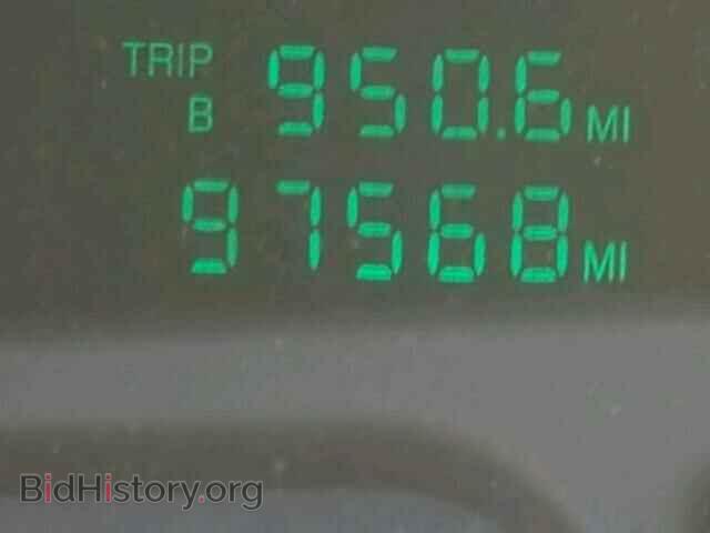 2005 CADILLAC DEVILLE - VIN: 1G6KD54Y05U256183 - Photo 8