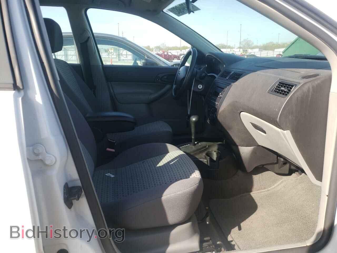 2006 FORD FOCUS - VIN: 1FAFP36N16W169076 - Фото 5