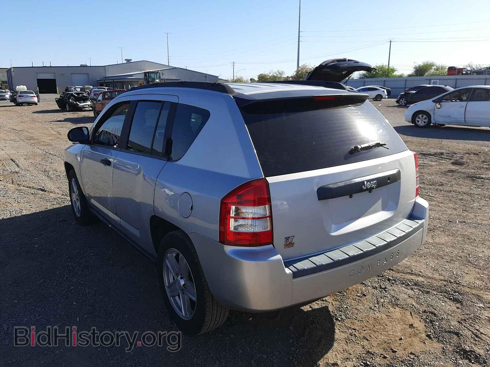 2008 JEEP COMPASS - VIN: 1J8FT47038D615718 - Фото 3