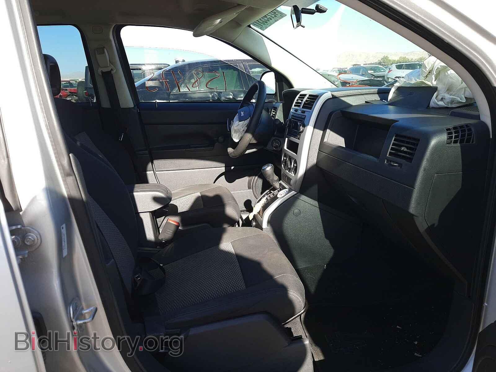 2008 JEEP COMPASS - VIN: 1J8FT47038D615718 - Фото 5