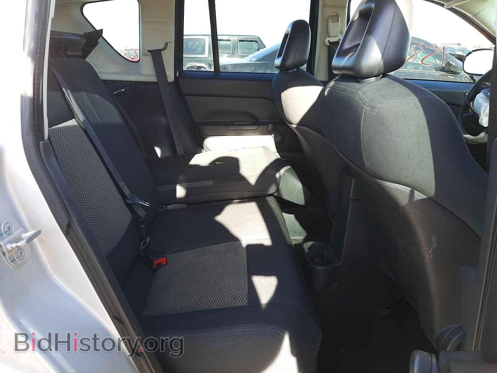 2008 JEEP COMPASS - VIN: 1J8FT47038D615718 - Фото 6