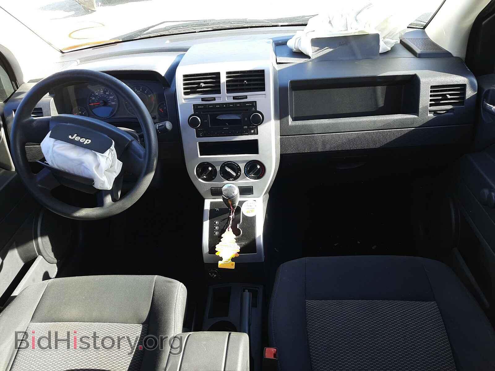 2008 JEEP COMPASS - VIN: 1J8FT47038D615718 - Фото 9