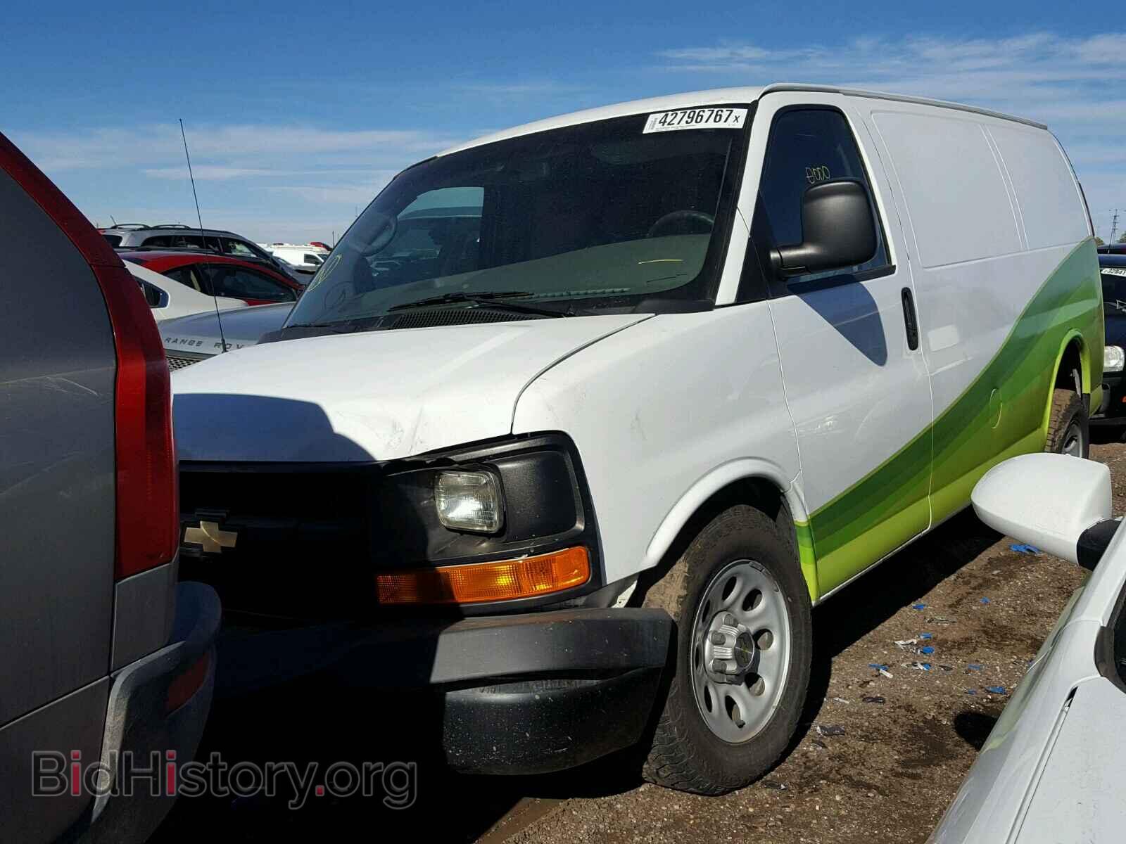 2012 CHEVROLET EXPRESS - VIN: 1GCSGAFX6C1116560 - Фото 2