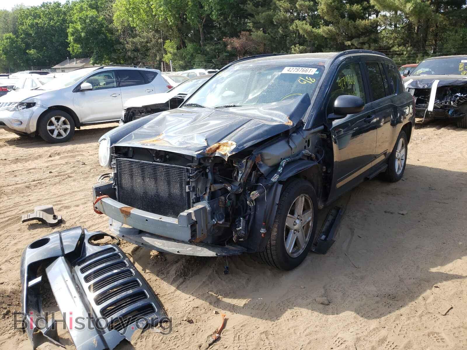 2008 JEEP COMPASS - VIN: 1J8FF47W08D677542 - Фото 2