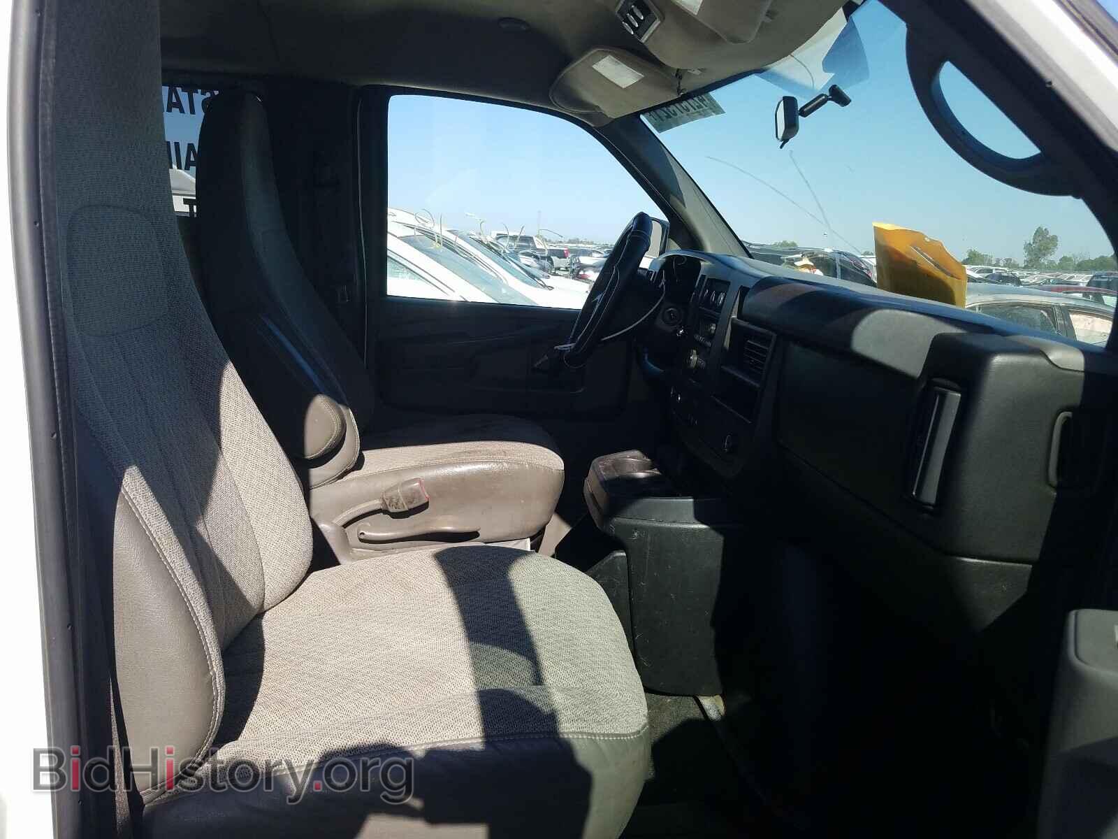 2011 CHEVROLET EXPRESS - VIN: 1GNSGBF48B1168998 - Фото 5