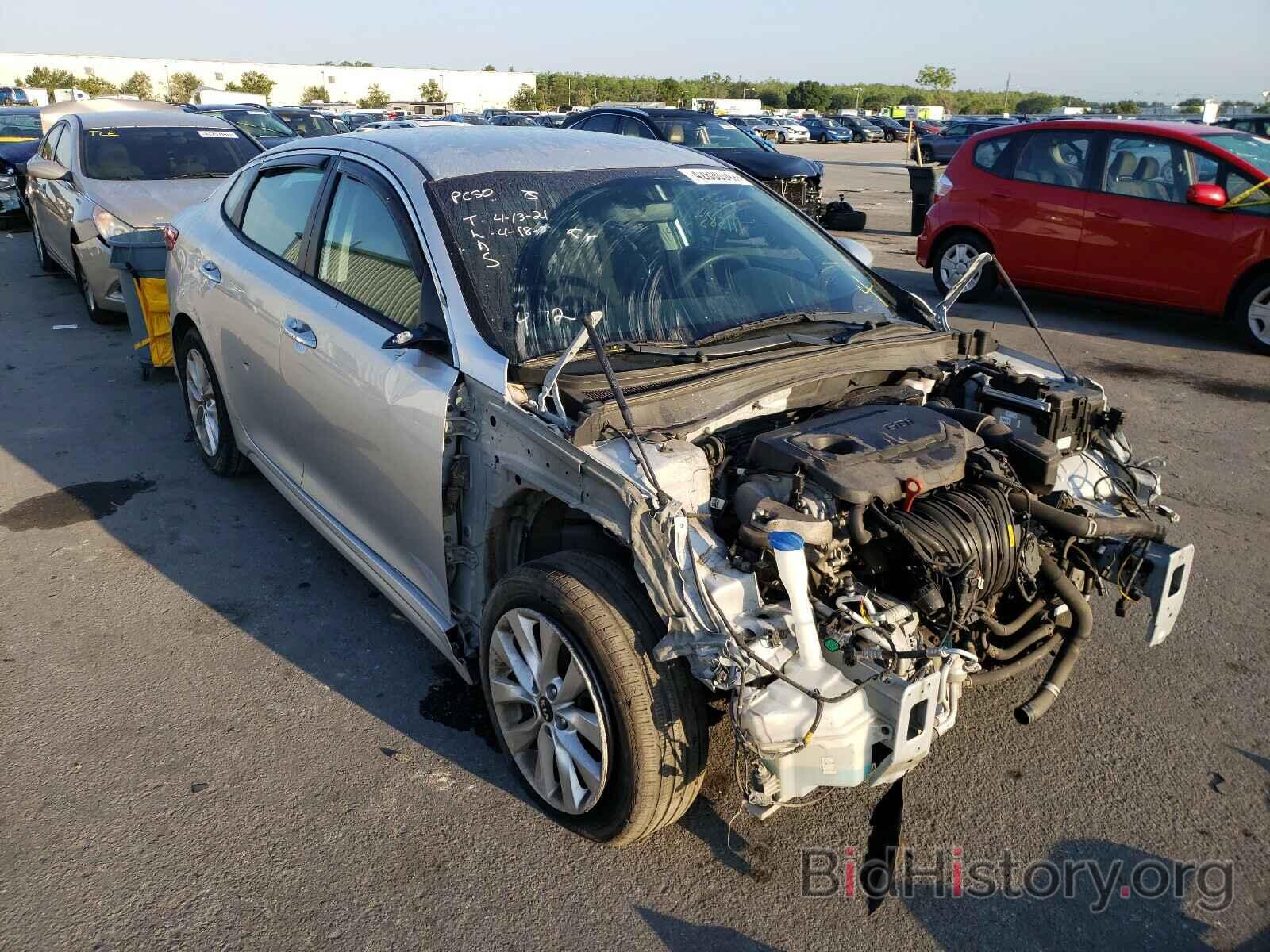 Photo 5XXGT4L34HG124172 - KIA OPTIMA 2017