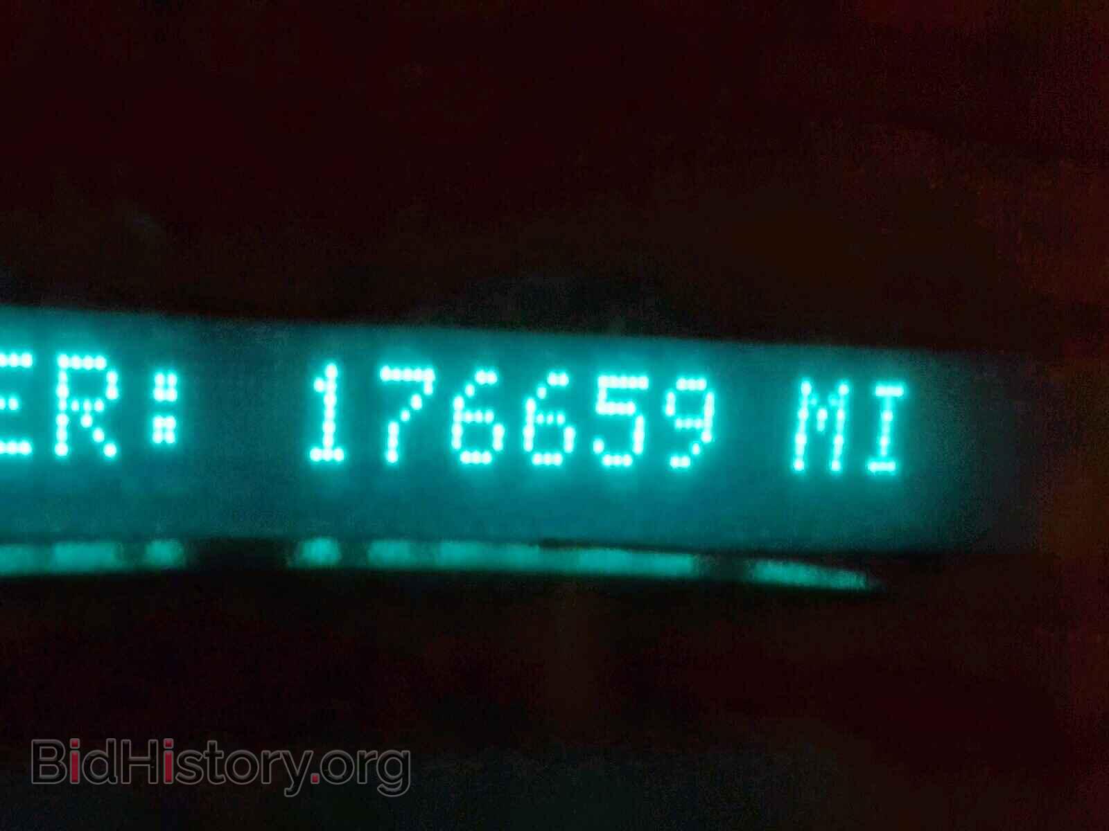 2005 GMC SIERRA - VIN: 2GTEK19B451355131 - Фото 8
