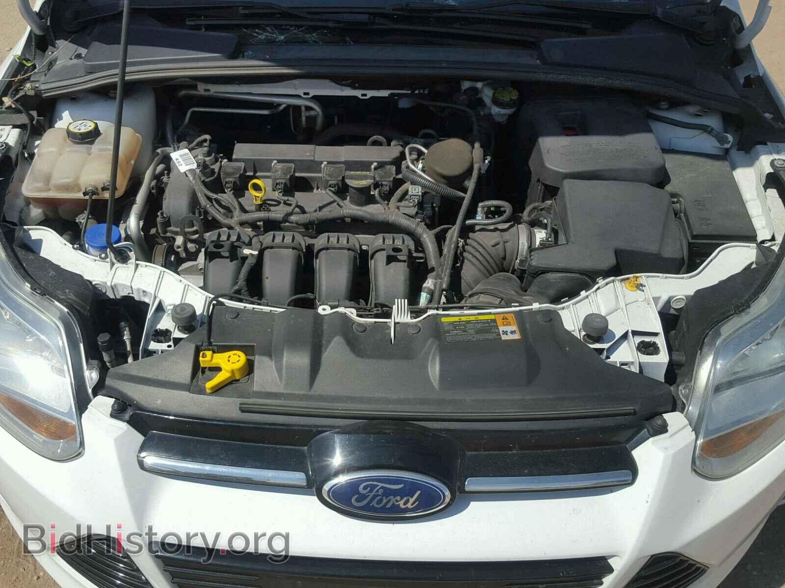 2012 Ford FOCUS (VIN 1FAHP3H28CL210926) — photo 7 of 10