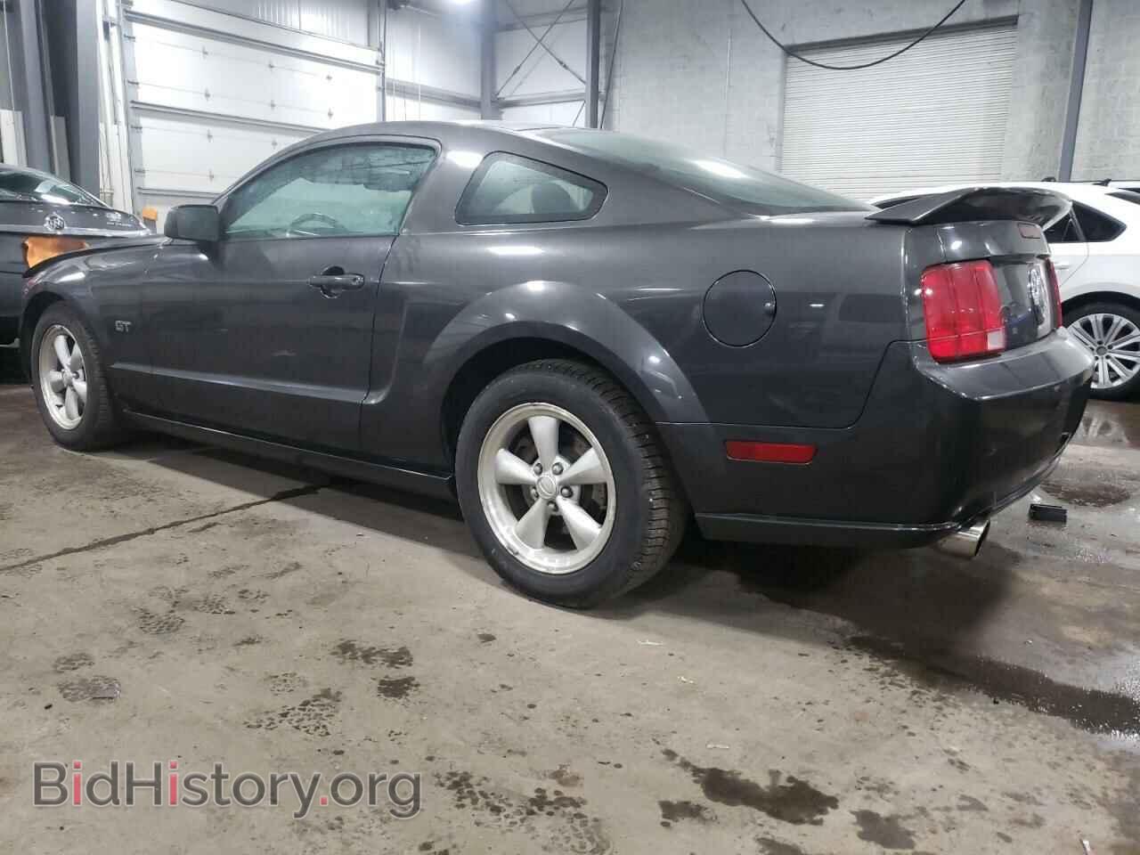 2007 FORD MUSTANG - VIN: 1ZVFT82H875241740 - Фото 2