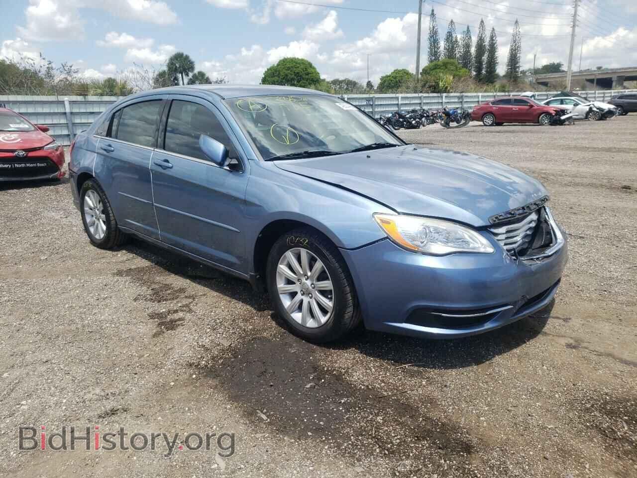 Фотография 1C3BC1FG2BN545489 - CHRYSLER 200 2011