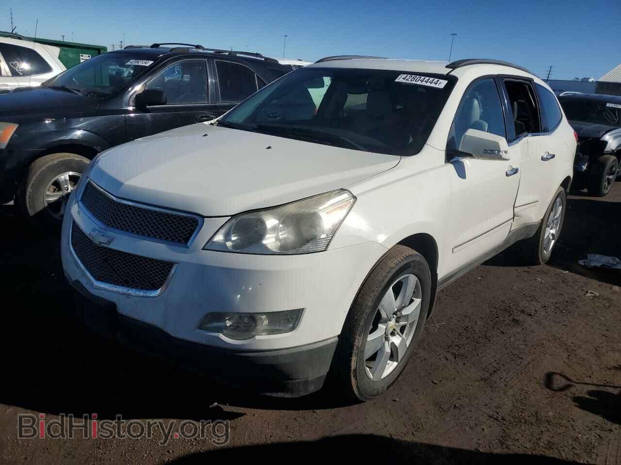 Фотография 1GNKRLED2CJ232004 - CHEVROLET TRAVERSE 2012
