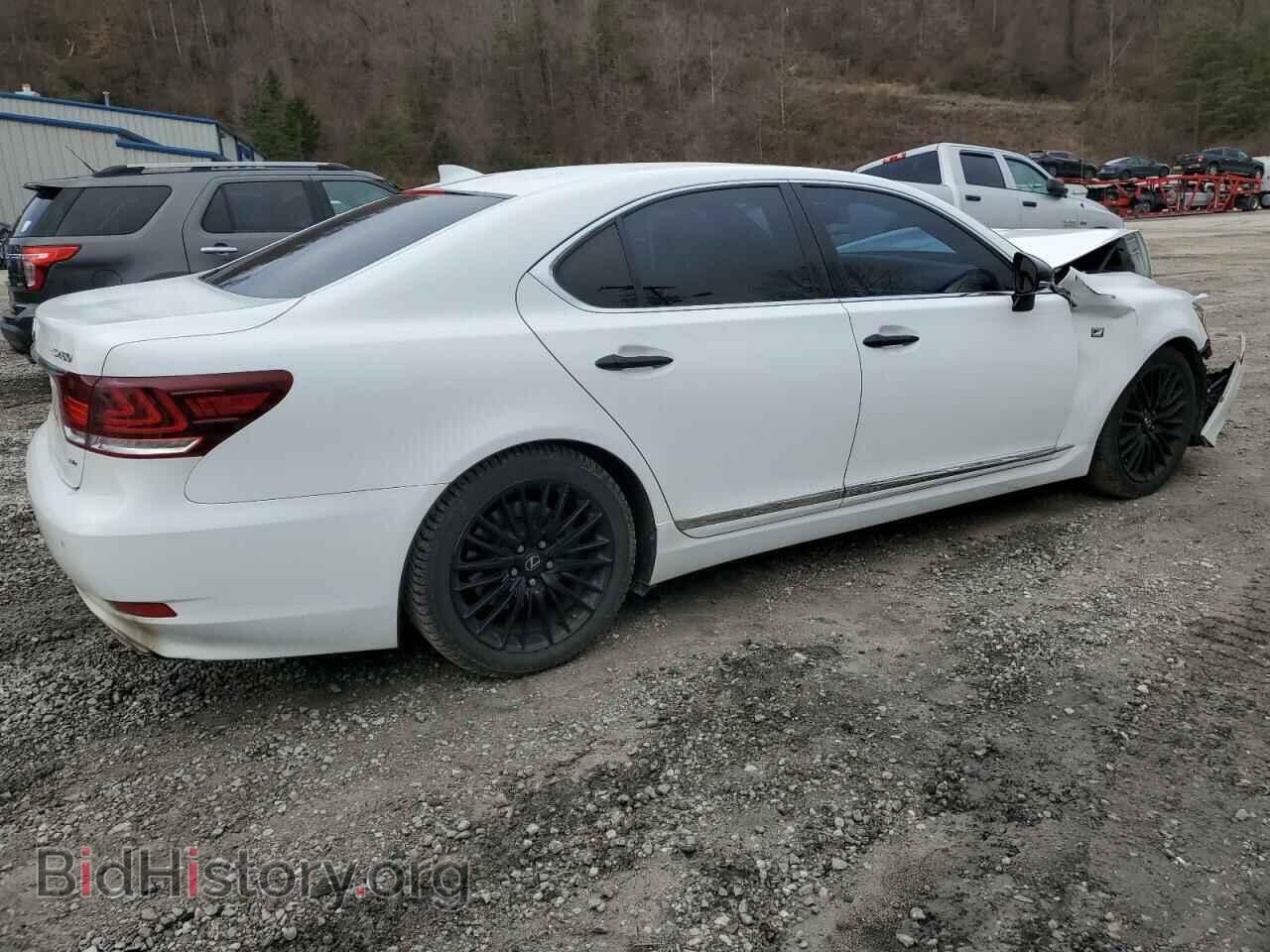 2015 LEXUS LS460 - VIN: JTHCL5EF2F5024003 - Photo 3