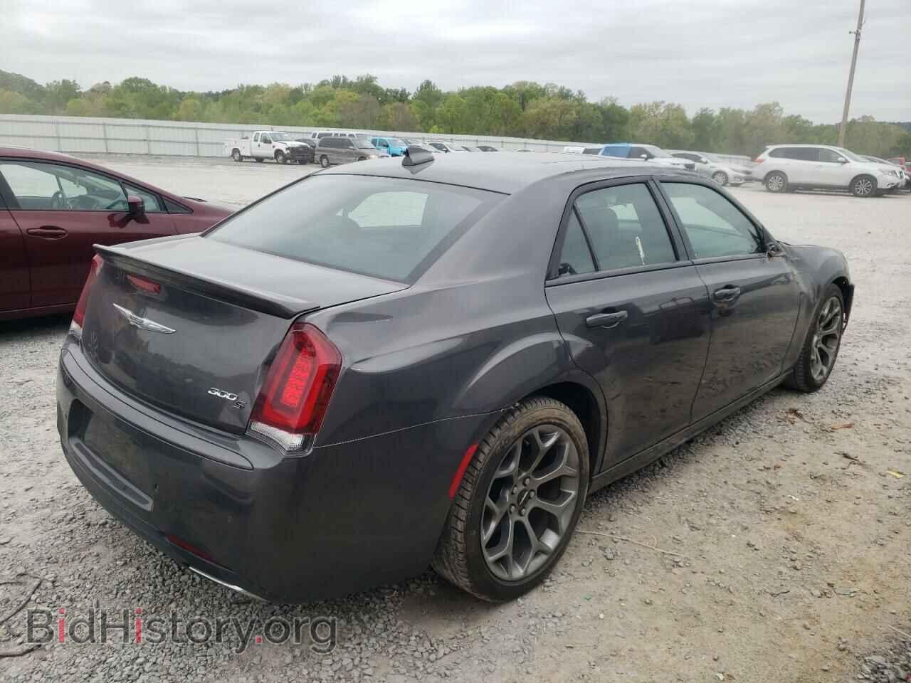 2018 CHRYSLER 300 - VIN: 2C3CCABG6JH243771 - Фото 4