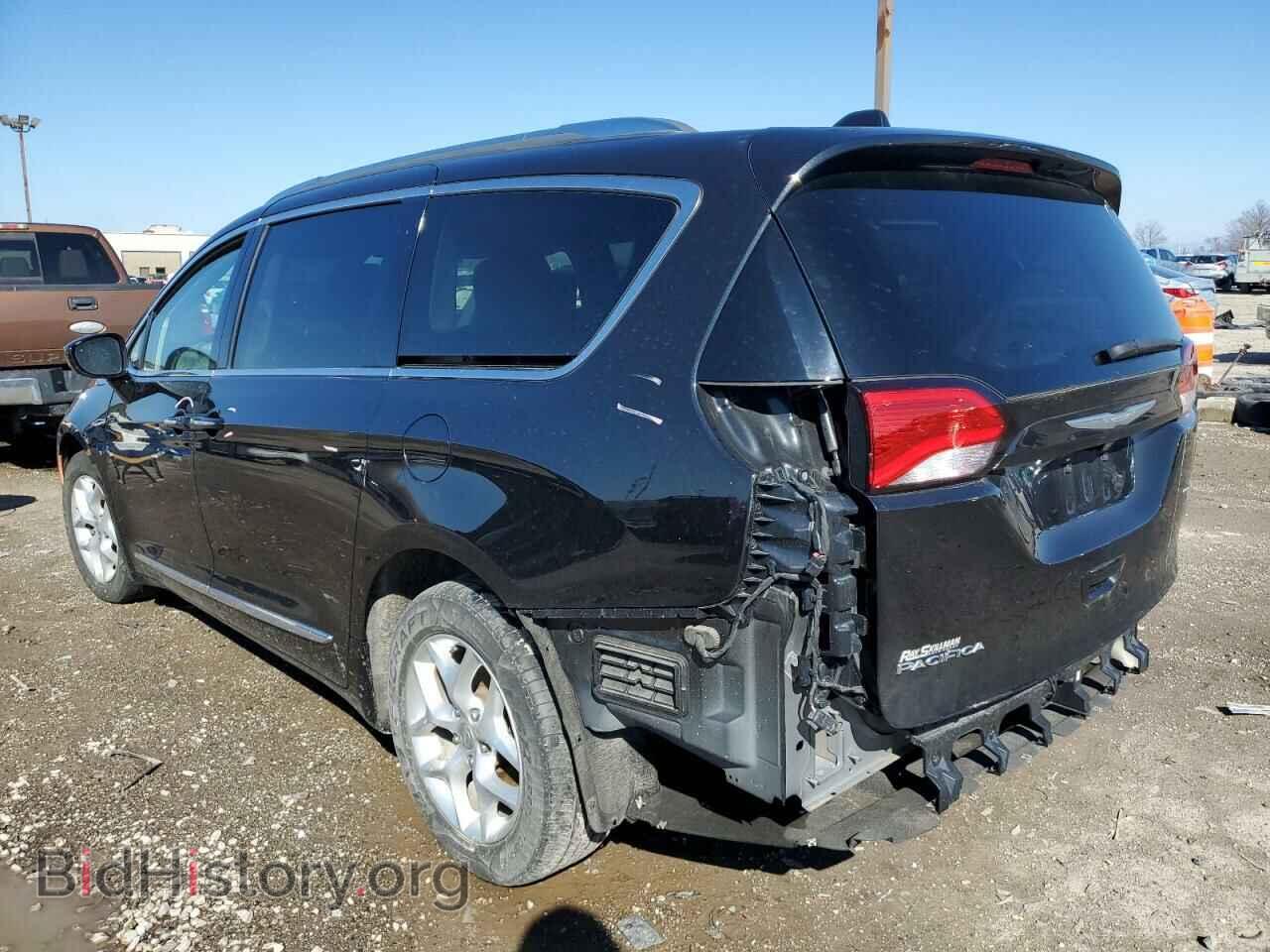 2017 CHRYSLER PACIFICA - VIN: 2C4RC1EG0HR542114 - Photo 2
