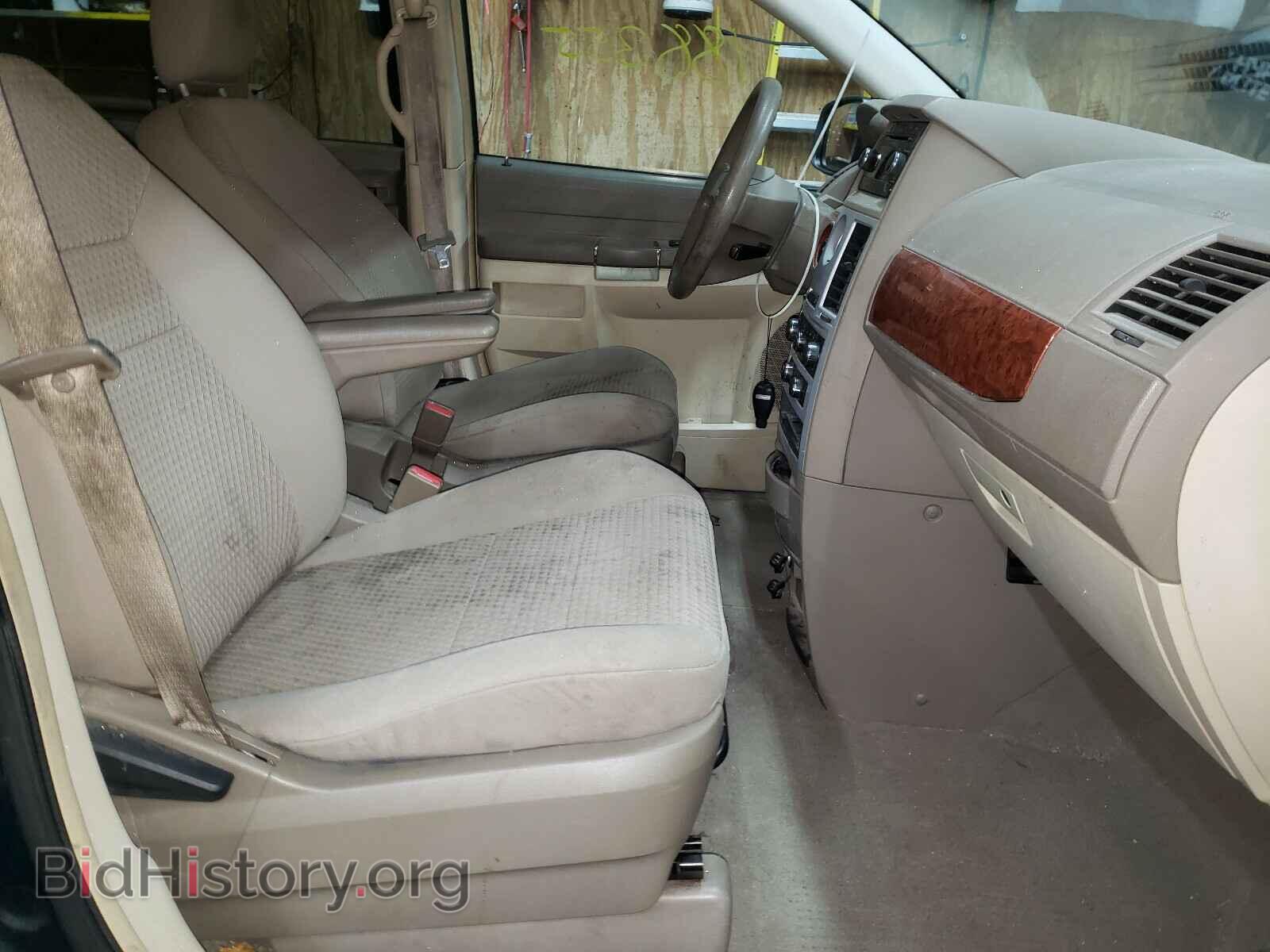 2009 CHRYSLER MINIVAN - VIN: 2A8HR44E39R577963 - Photo 5