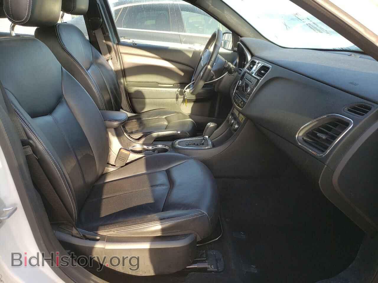 2014 CHRYSLER 200 - VIN: 1C3CCBCGXEN100517 - Фото 5