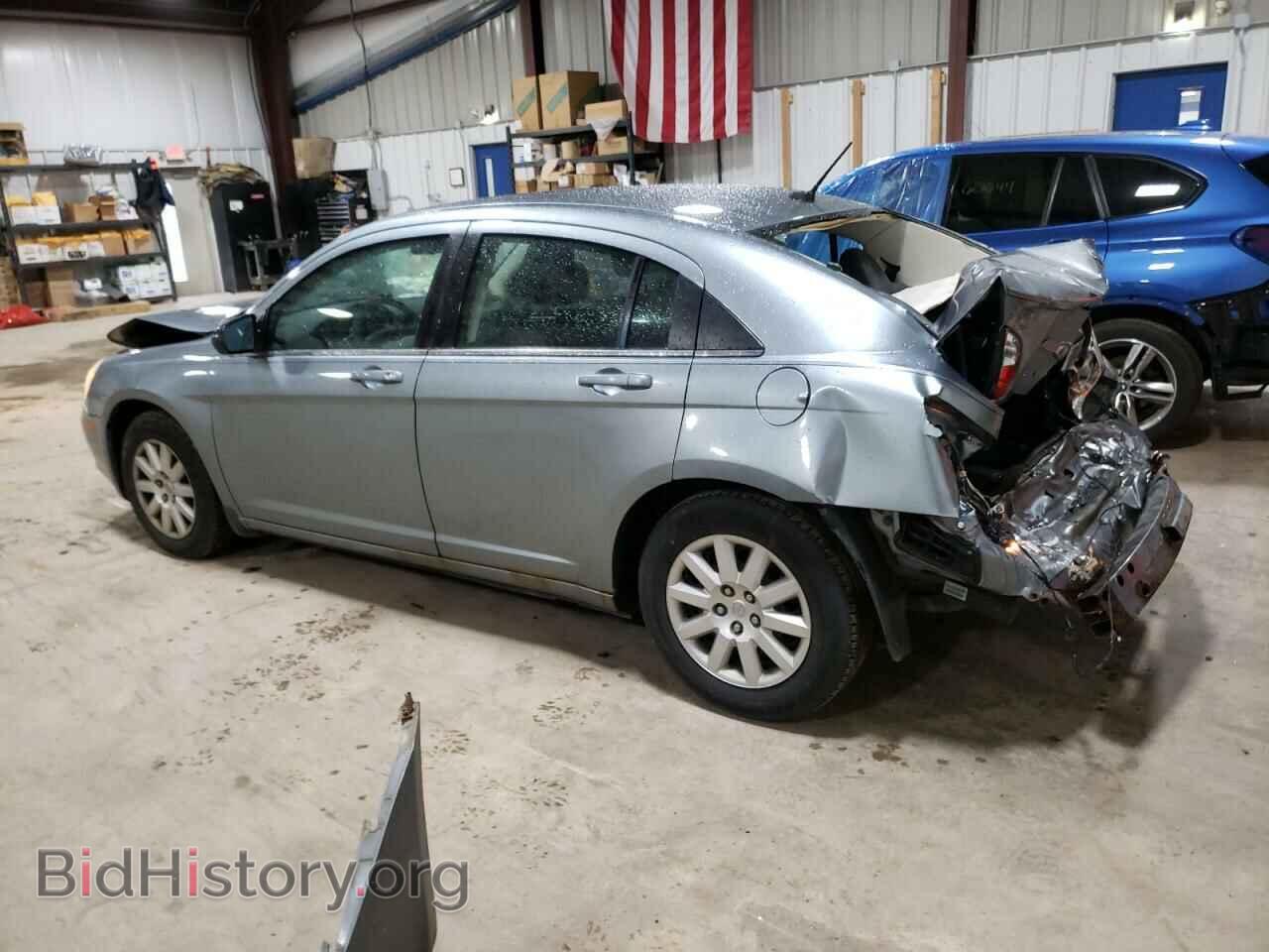 2010 CHRYSLER SEBRING - VIN: 1C3CC4FB7AN232043 - Фото 2