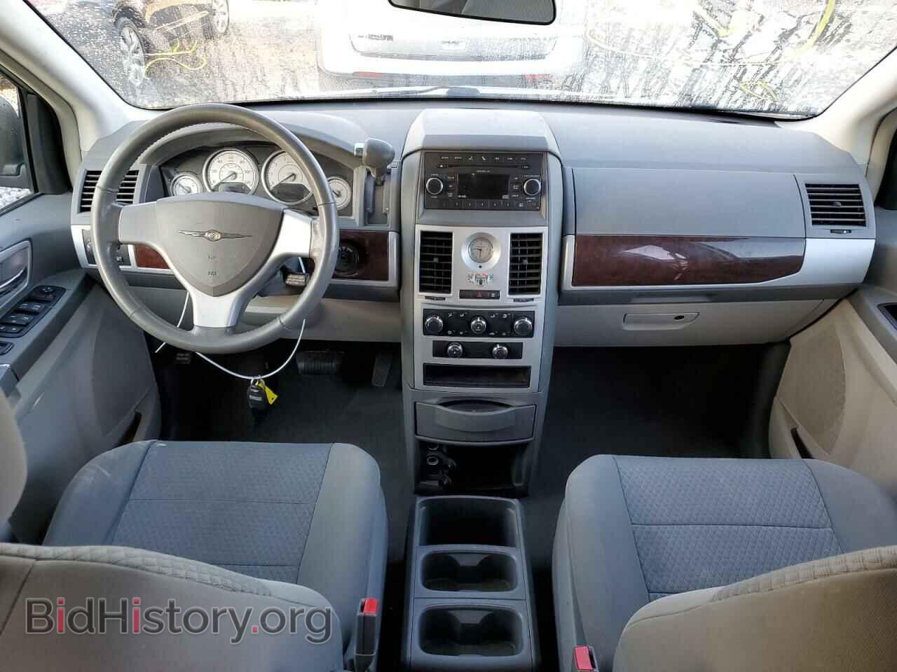 2010 CHRYSLER MINIVAN - VIN: 2A4RR5D11AR412894 - Фото 8