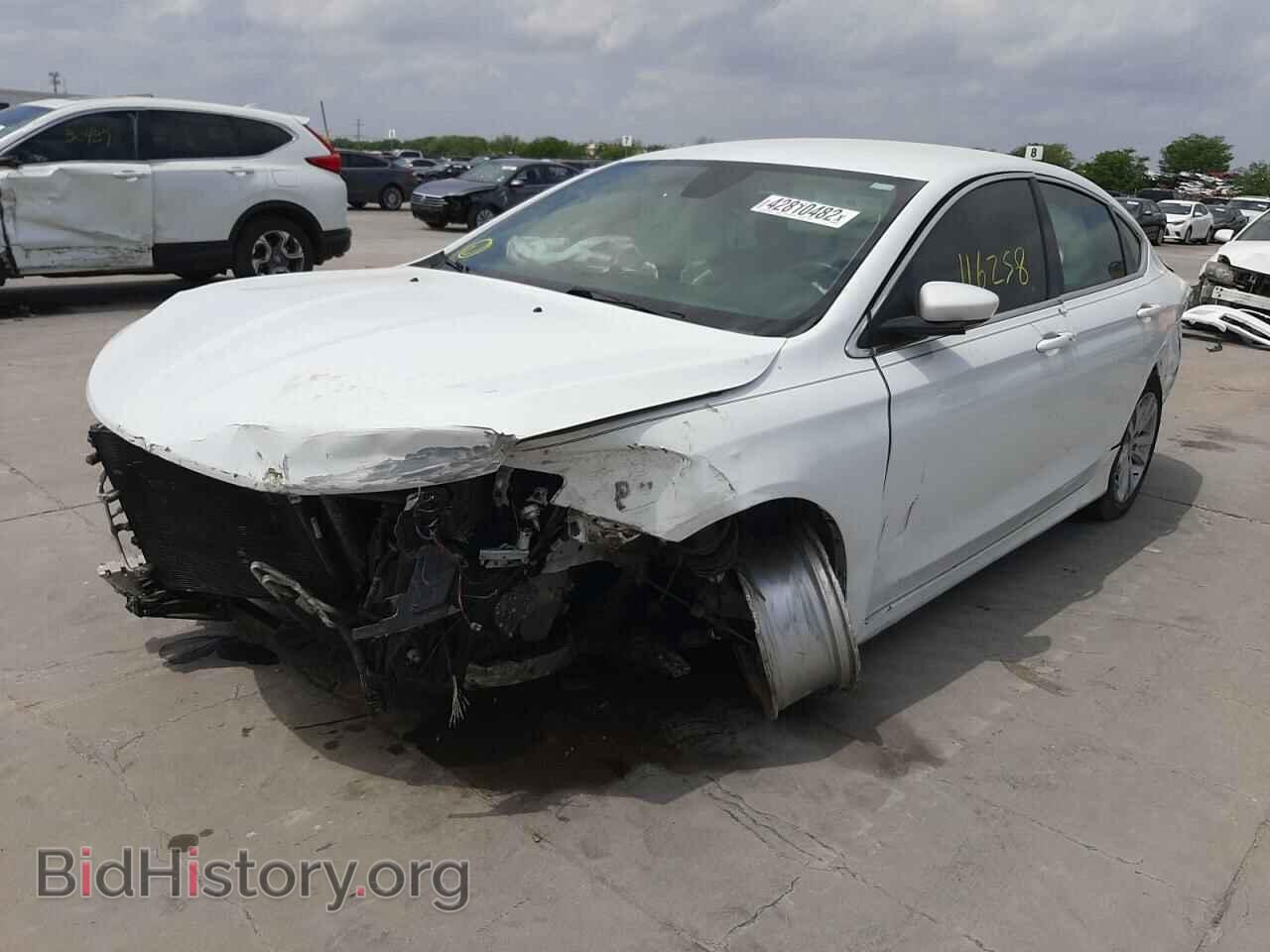 2016 CHRYSLER 200 - VIN: 1C3CCCAG3GN184854 - Фото 2