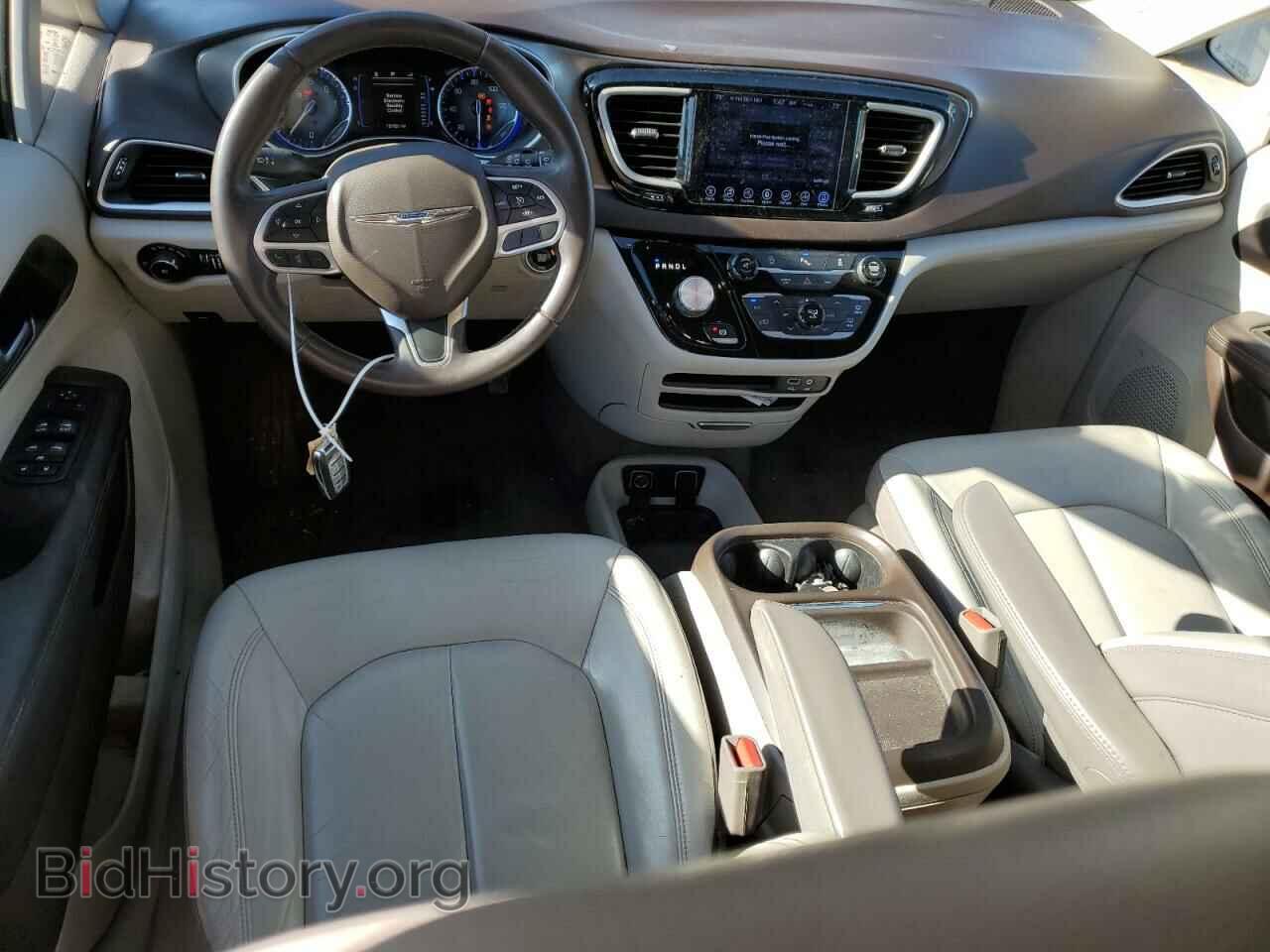 2017 CHRYSLER PACIFICA - VIN: 2C4RC1BG6HR702680 - Фото 8