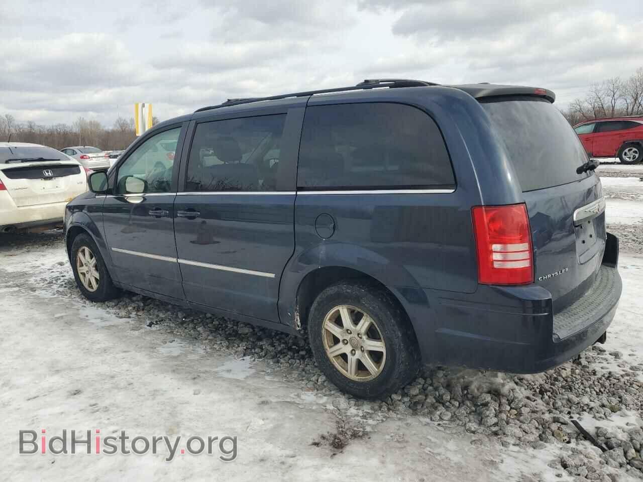 2009 CHRYSLER MINIVAN - VIN: 2A8HR54129R555732 - Фото 2