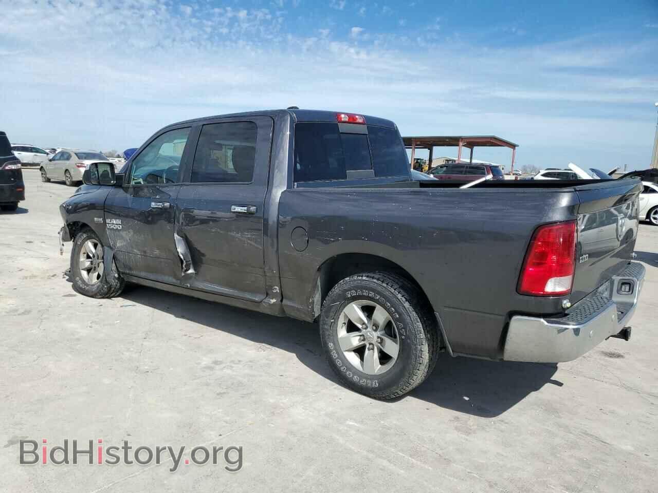 2016 RAM 1500 - VIN: 1C6RR6LT1GS182139 - Фото 2