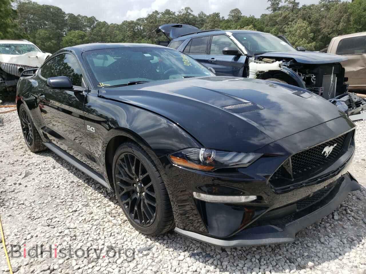 Photo 1FA6P8CF8L5133588 - FORD MUSTANG 2020