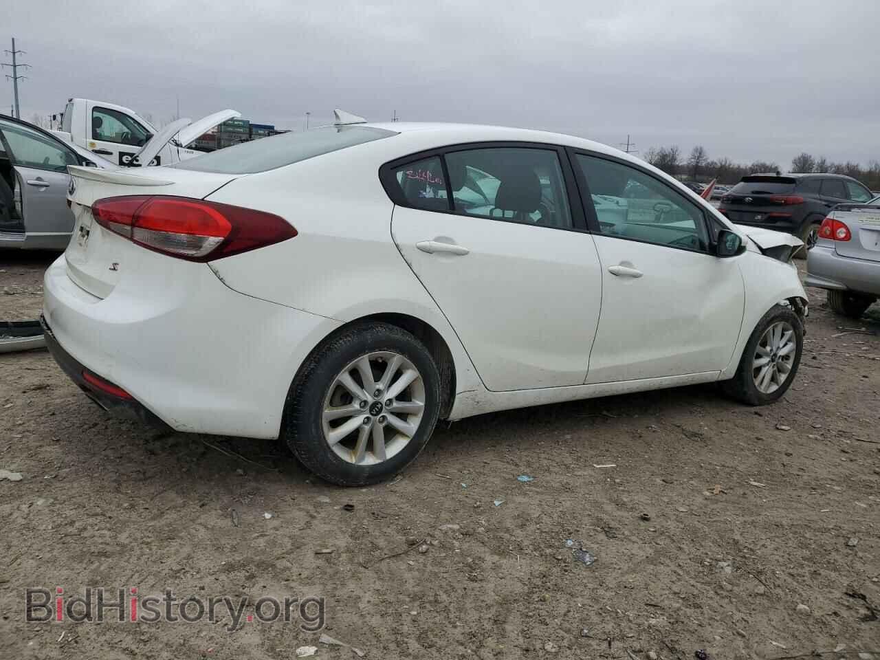 2017 KIA FORTE - VIN: 3KPFL4A75HE093492 - Фото 3