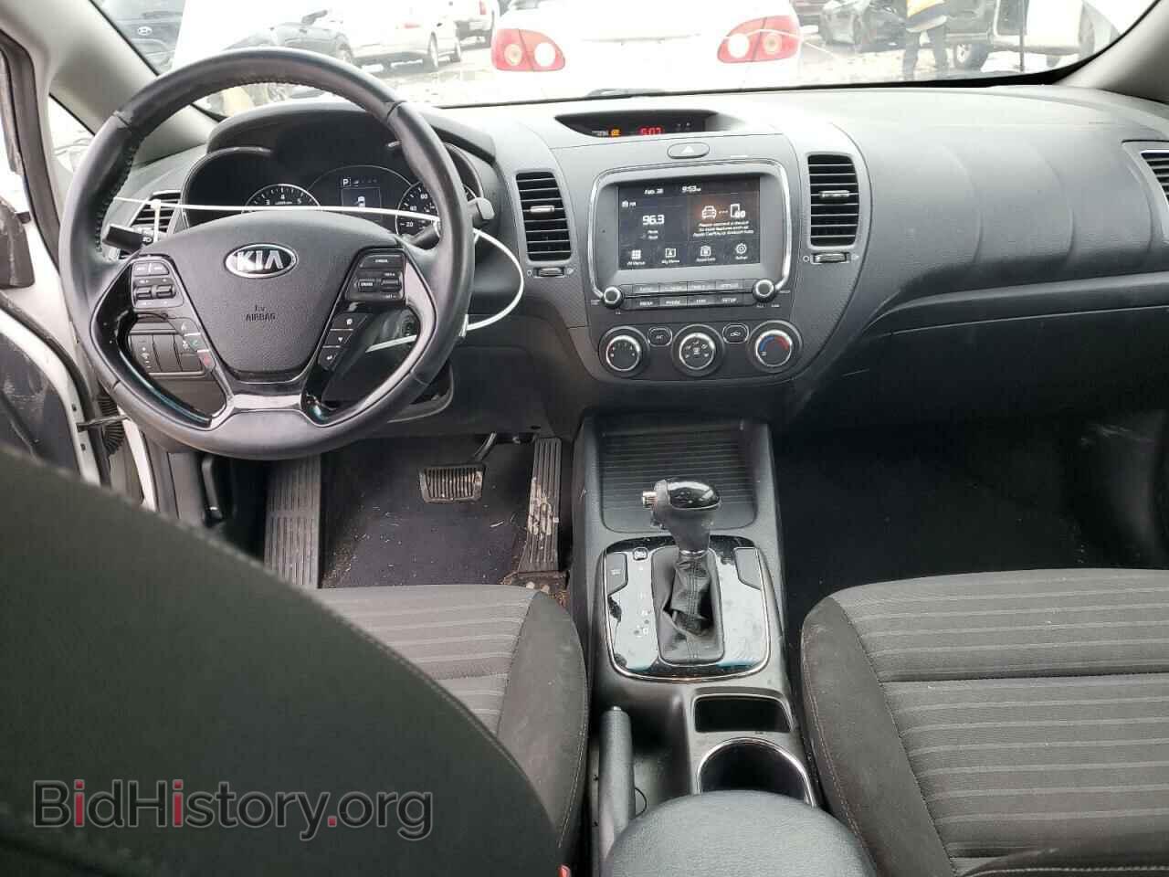 2017 KIA FORTE - VIN: 3KPFL4A75HE093492 - Фото 8