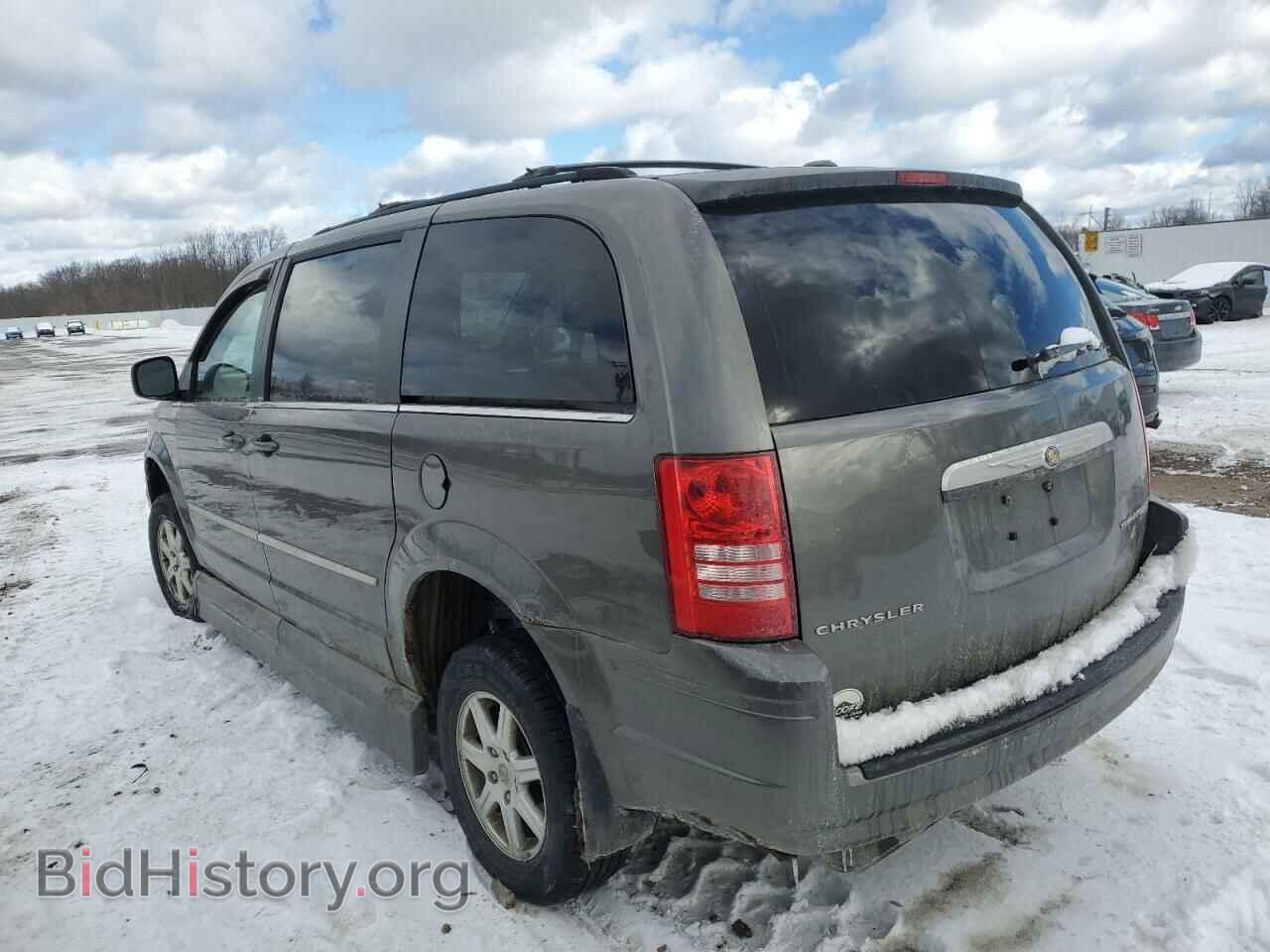 2010 CHRYSLER MINIVAN - VIN: 2A4RR5D14AR271674 - Photo 2