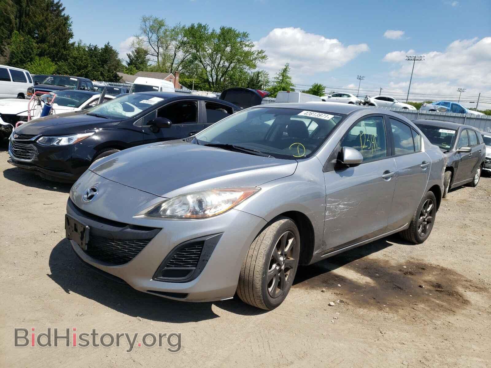 2011 MAZDA 3 - VIN: JM1BL1VG3B1472301 - Фото 2