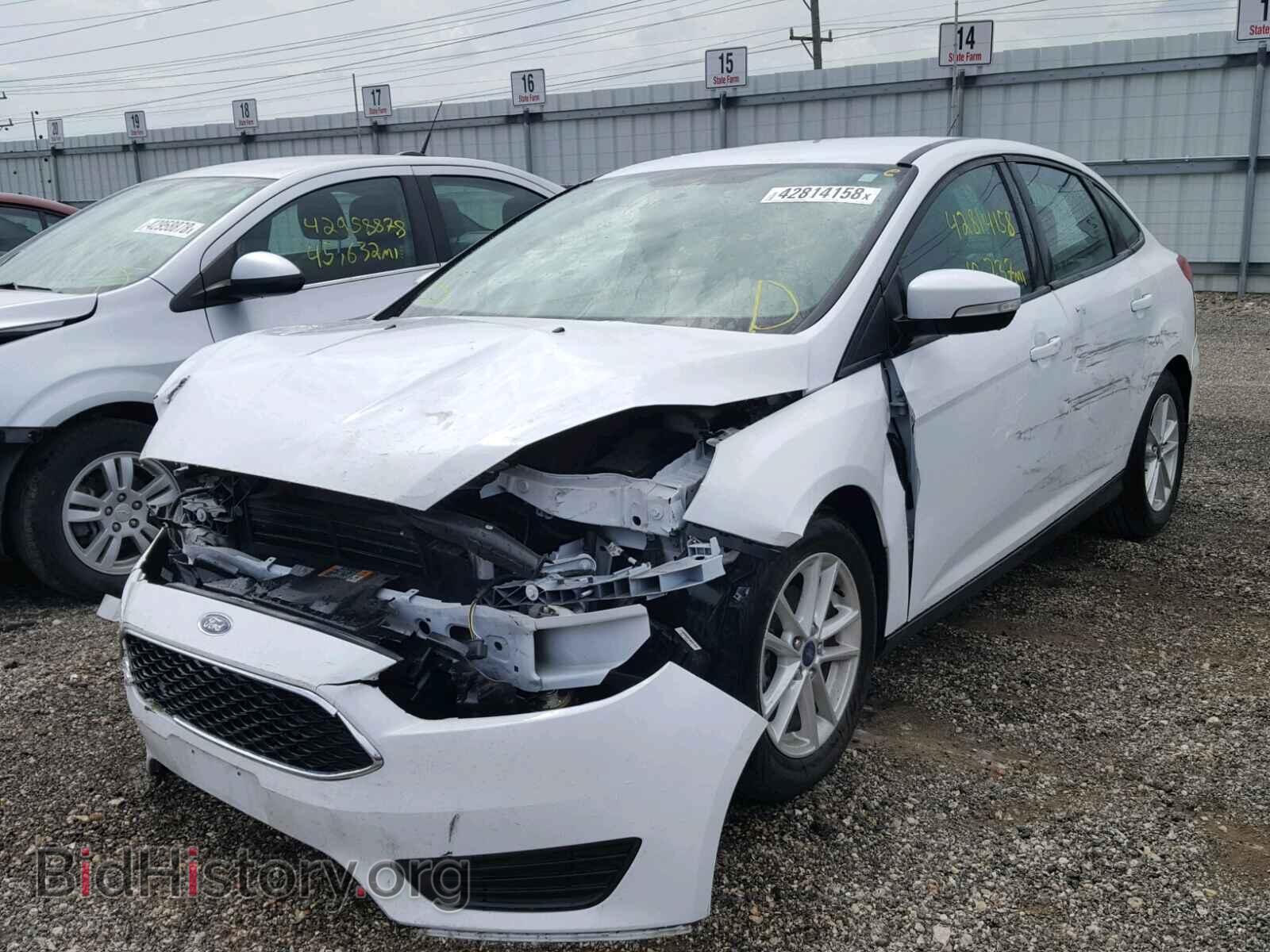 2016 FORD FOCUS - VIN: 1FADP3F23GL403041 - Photo 2