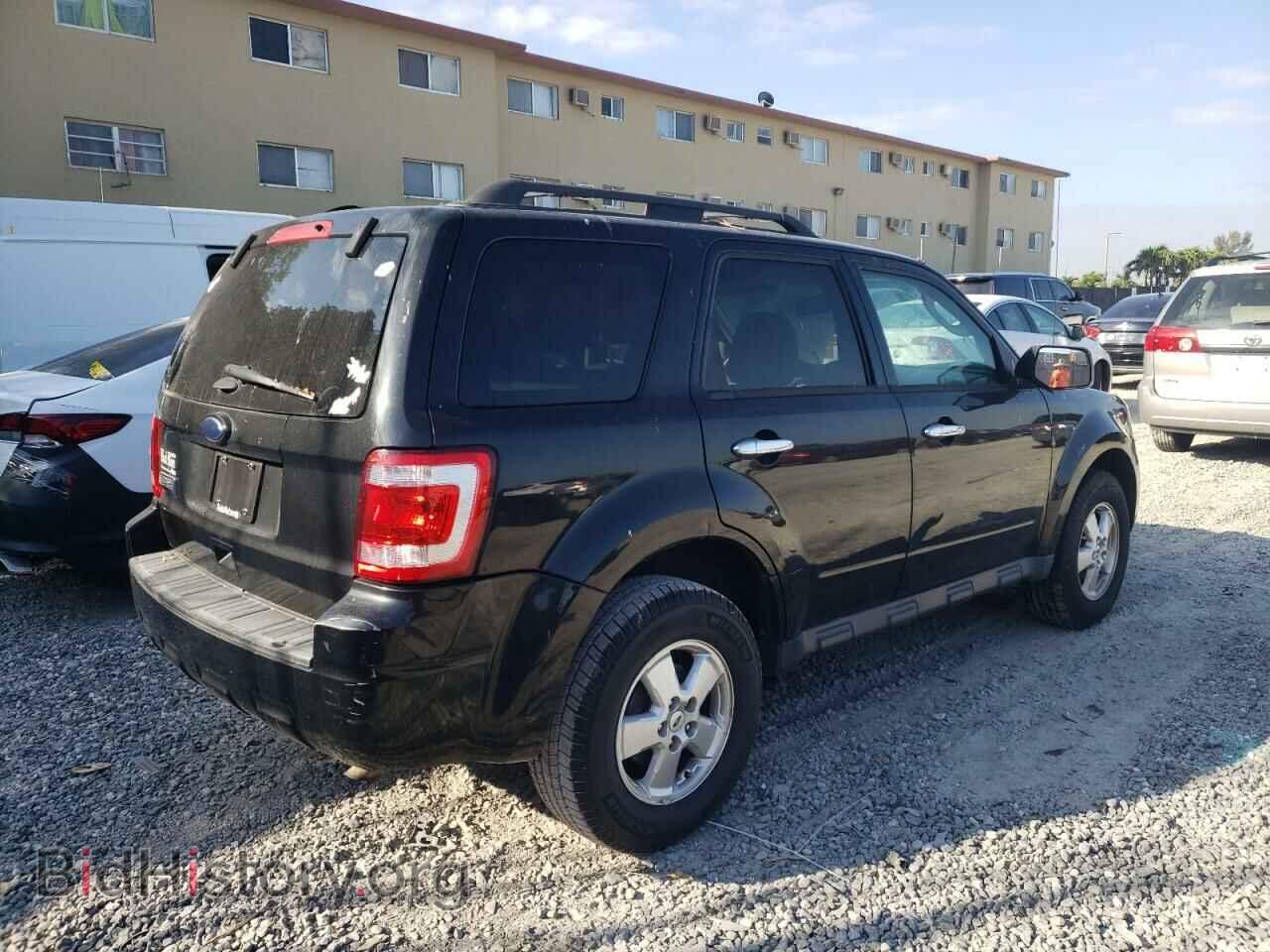 2011 FORD ESCAPE - VIN: 1FMCU0D75BKC50541 - Фото 3