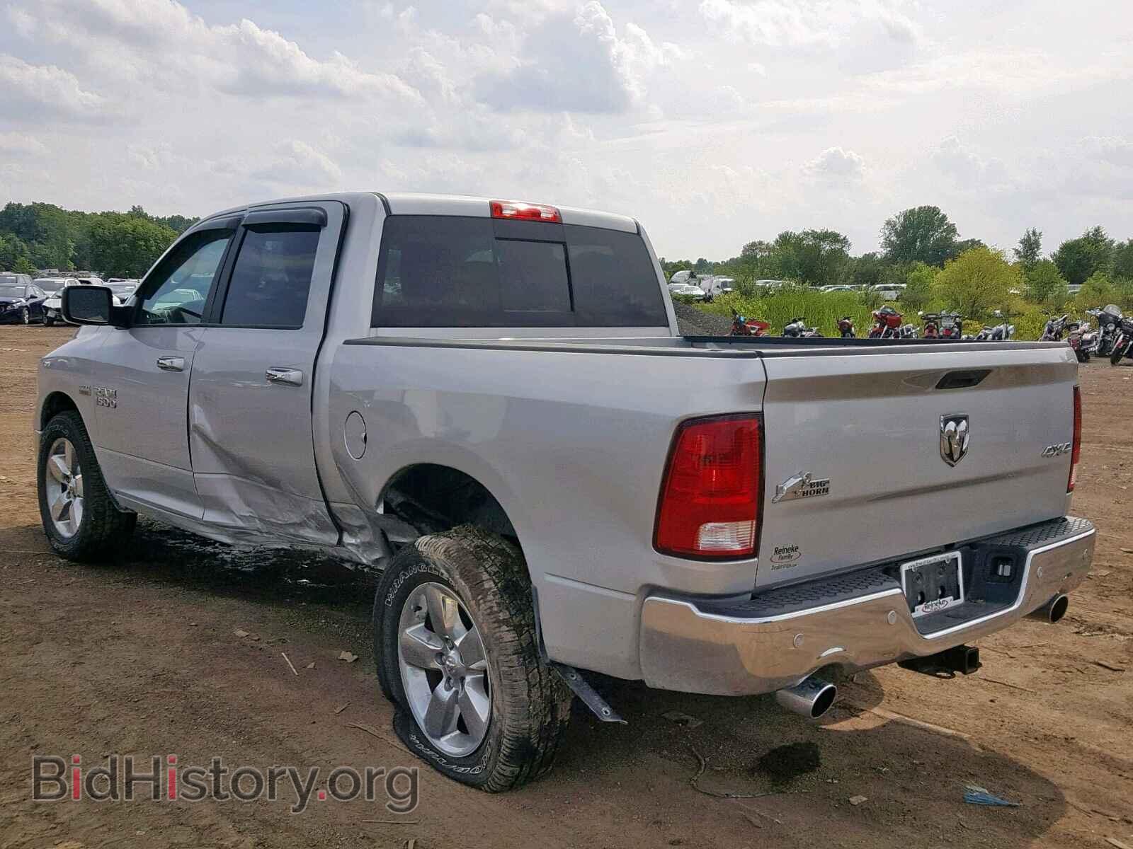 2016 RAM 1500 SLT - VIN: 3C6RR7LT5GG182223 - Фото 3